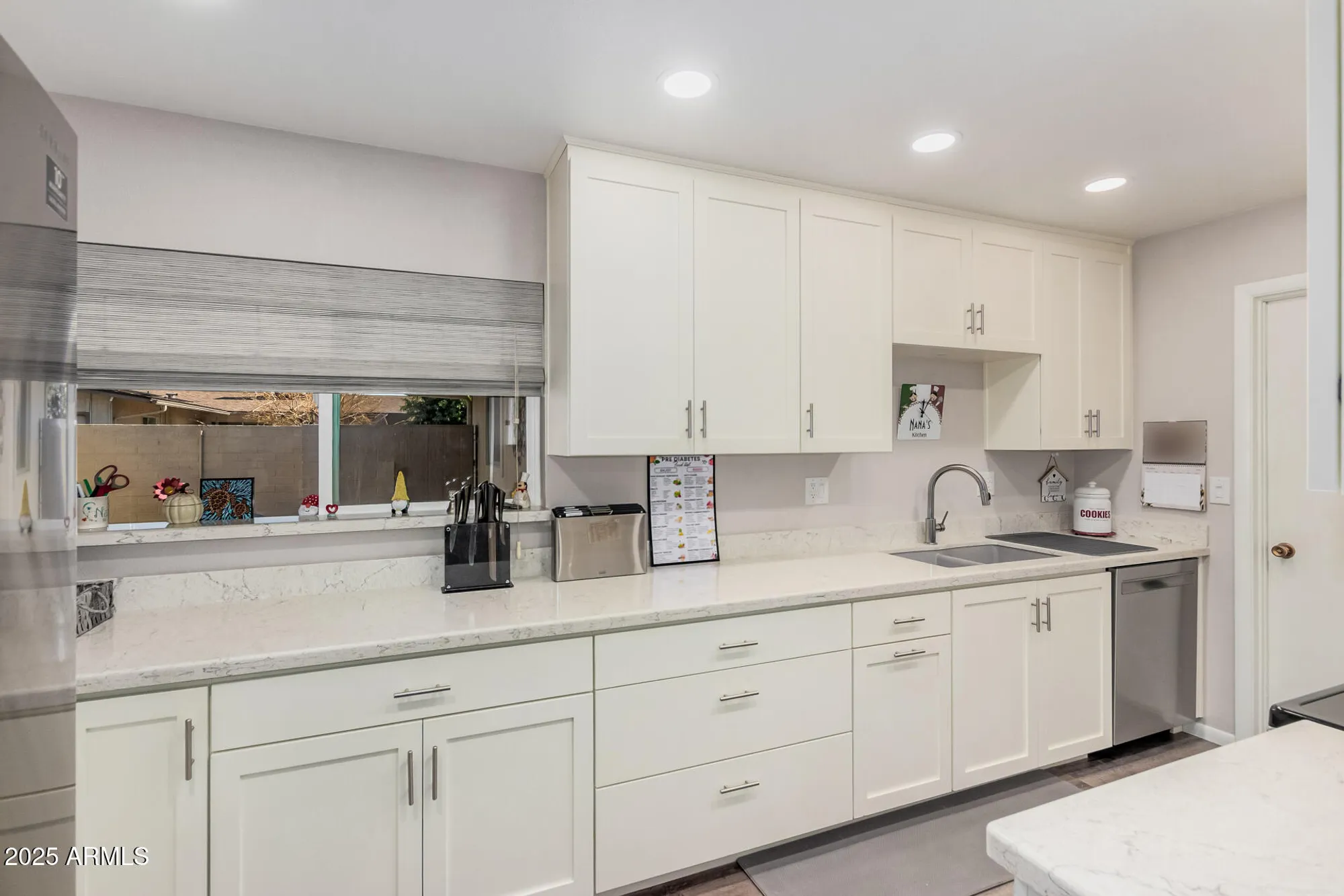 Property Slideshow image 13 of 29 | 10735 w santa fe dr, Sun City, AZ, 85351