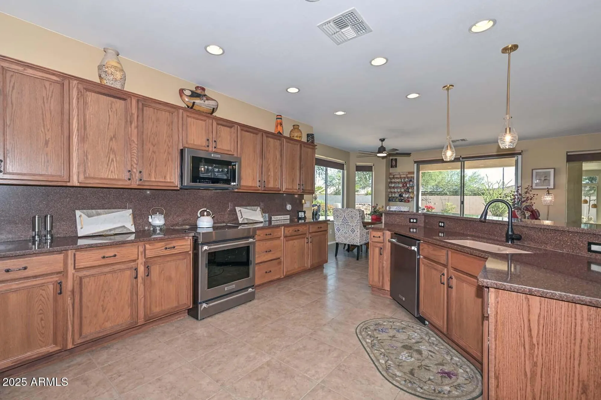 Property Slideshow image 14 of 64 | 2733 n 164th ave, Goodyear, AZ, 85395