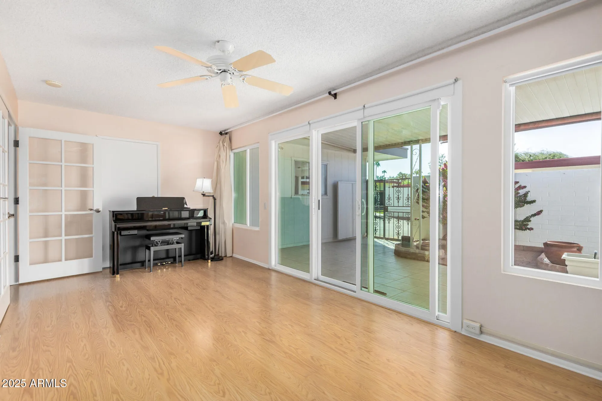 Property Slideshow image 15 of 41 | 13039 n 100th dr, Sun City, AZ, 85351