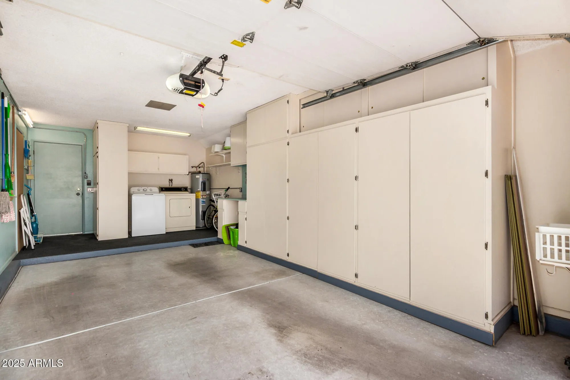 Property Slideshow image 29 of 41 | 13039 n 100th dr, Sun City, AZ, 85351