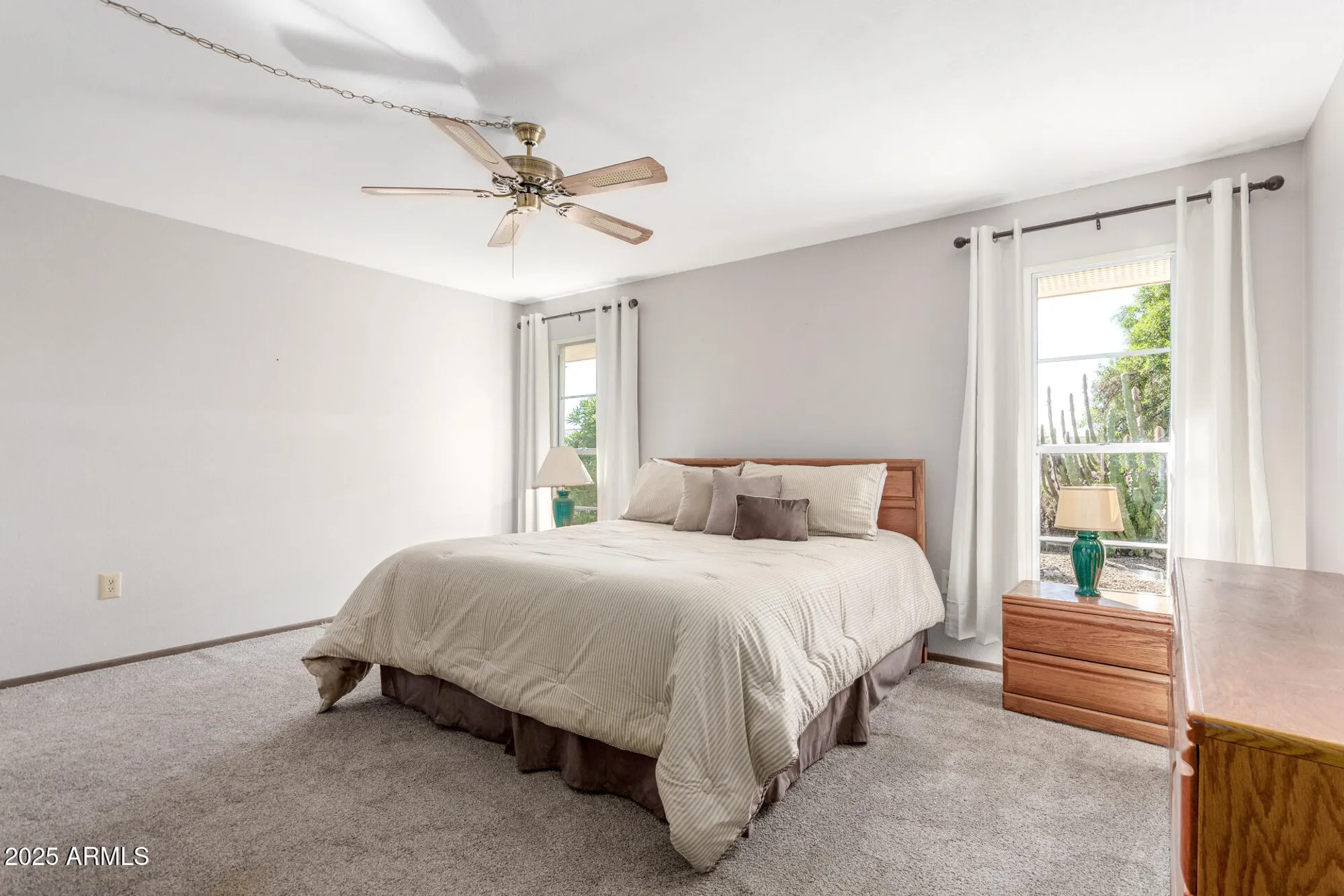 Property Slideshow image 16 of 34 | 10609 w concho cir, Sun City, AZ, 85373