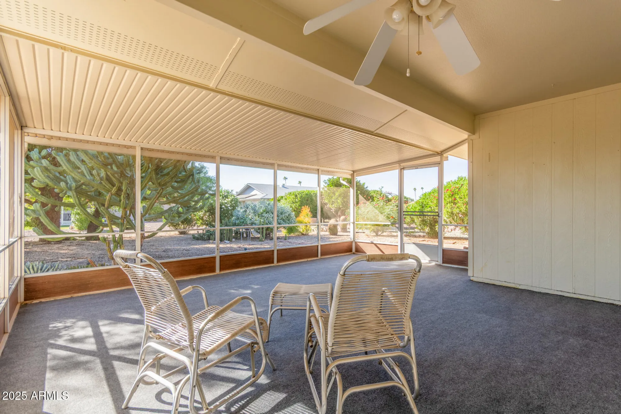 Property Slideshow image 5 of 34 | 10609 w concho cir, Sun City, AZ, 85373