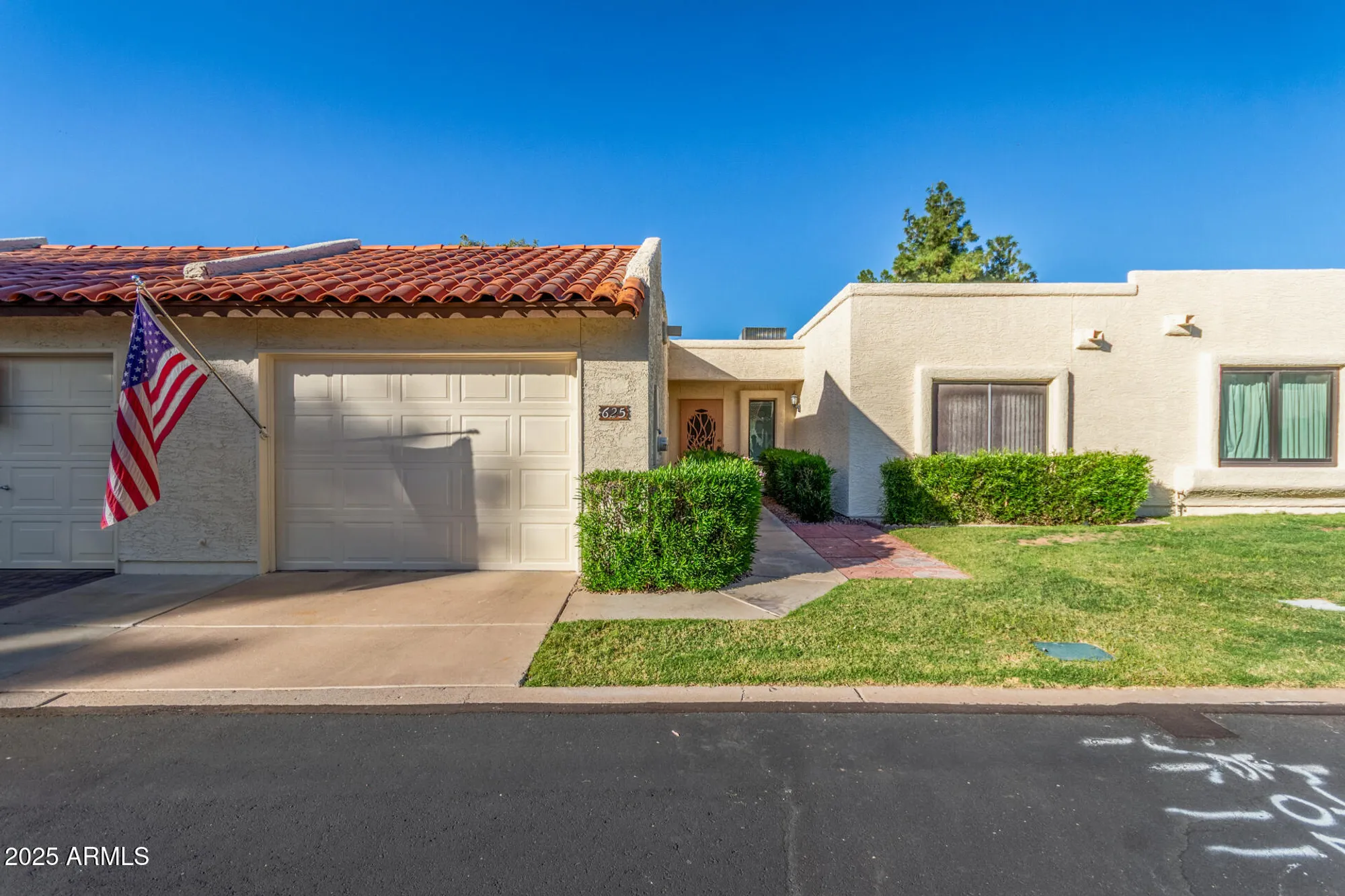 Property Slideshow image 1 of 74 | 625 s arrowwood way, Mesa, AZ, 85208