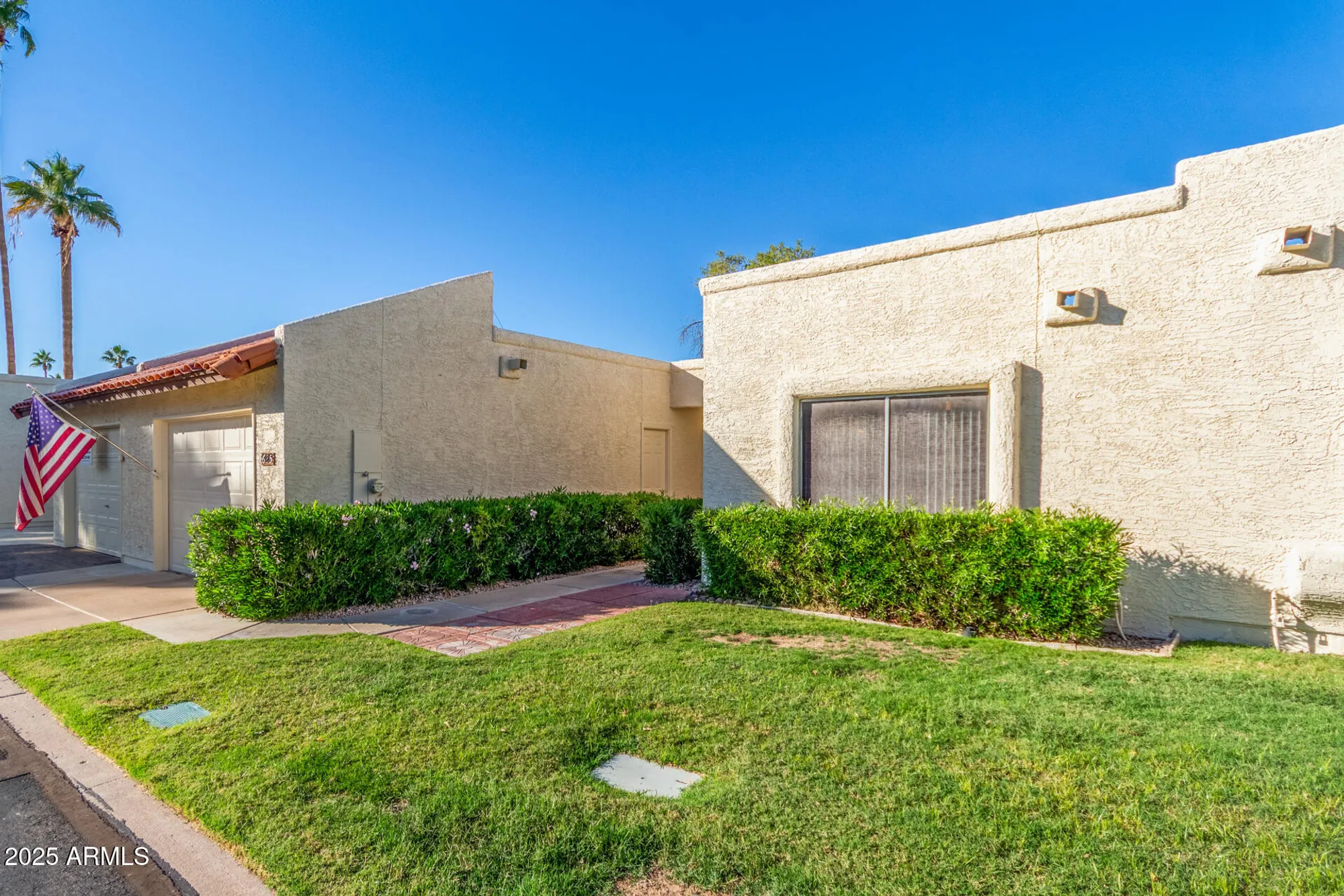 Property Slideshow image 6 of 74 | 625 s arrowwood way, Mesa, AZ, 85208
