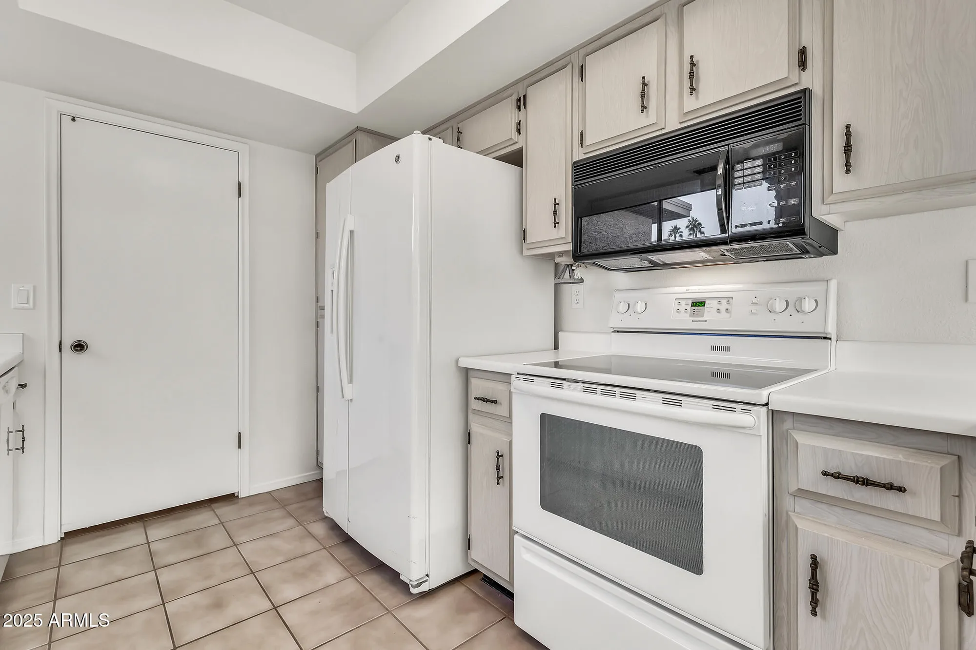 Property Slideshow image 17 of 46 | 9834 e minnesota ave, Sun Lakes, AZ, 85248