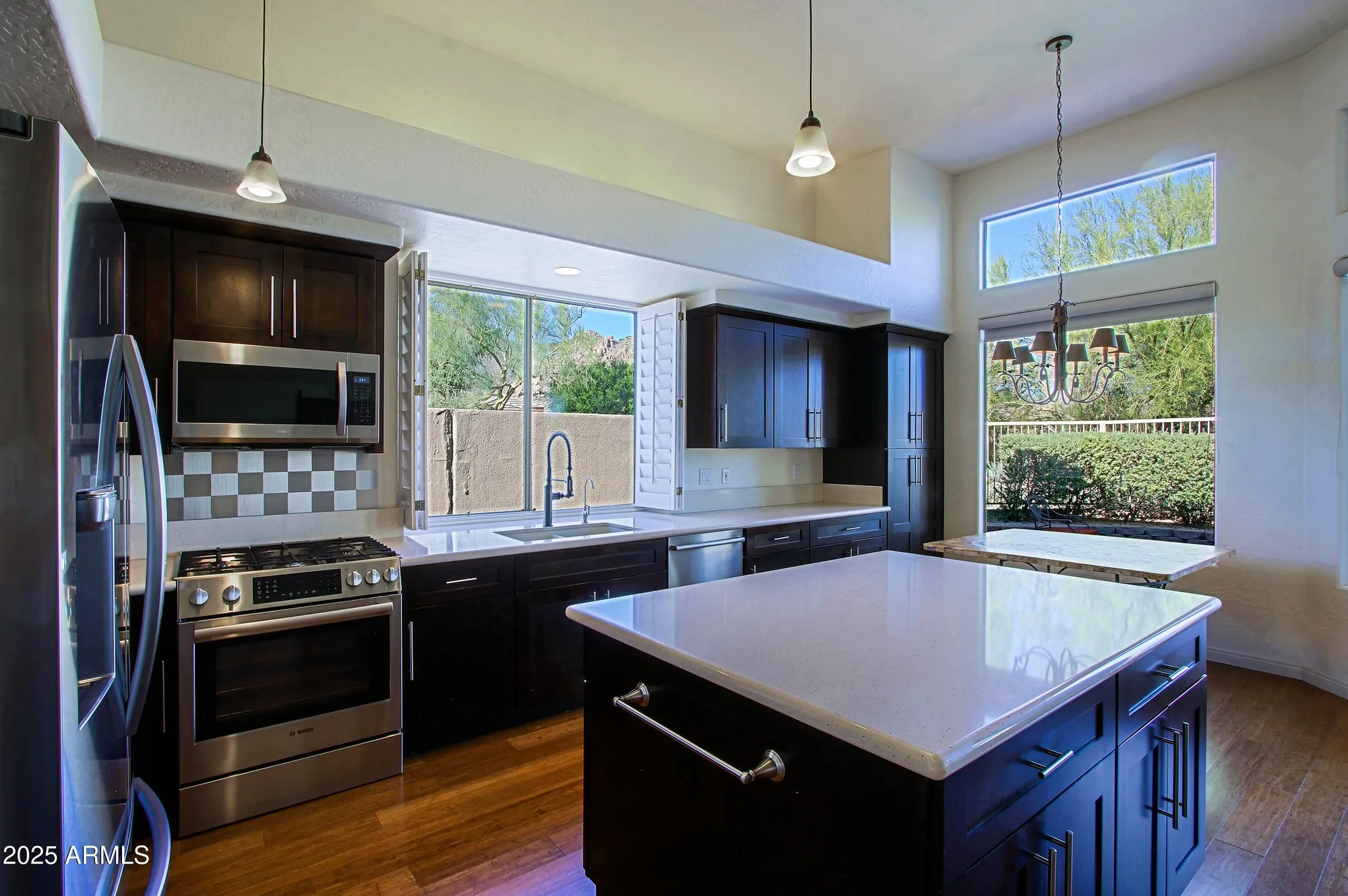 Property Slideshow image 18 of 110 | 34483 n 68th way, Scottsdale, AZ, 85266