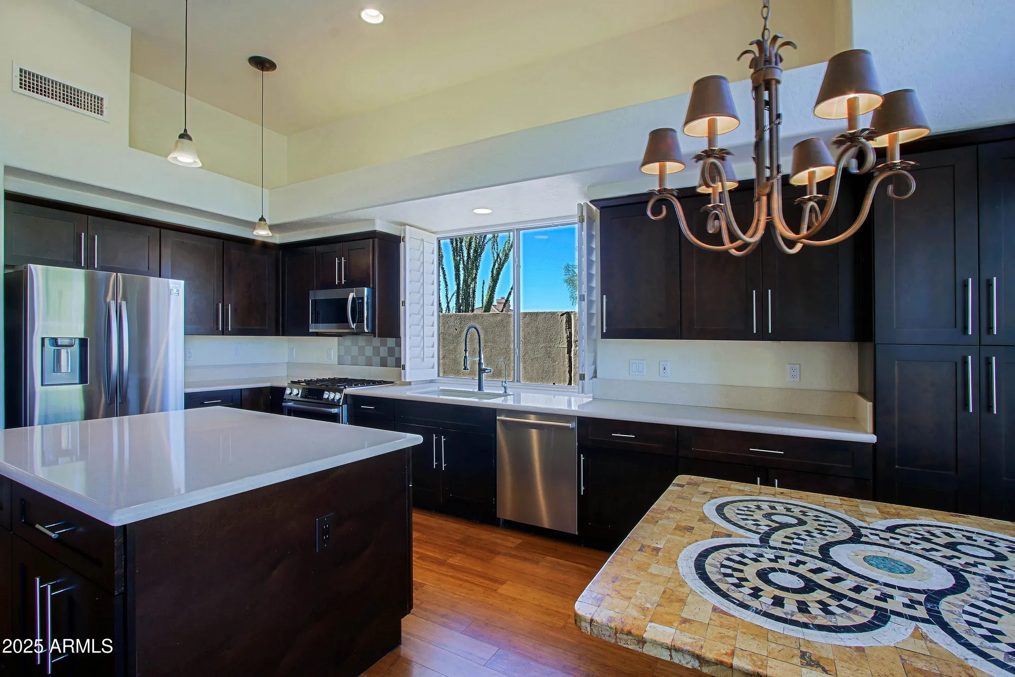 Property Slideshow image 23 of 110 | 34483 n 68th way, Scottsdale, AZ, 85266