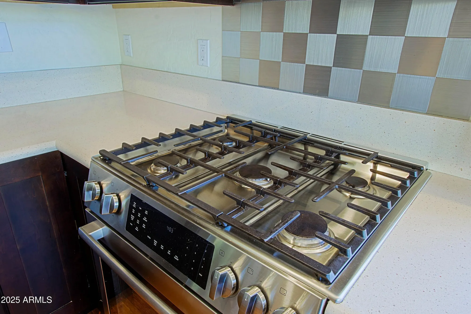 Property Slideshow image 26 of 110 | 34483 n 68th way, Scottsdale, AZ, 85266