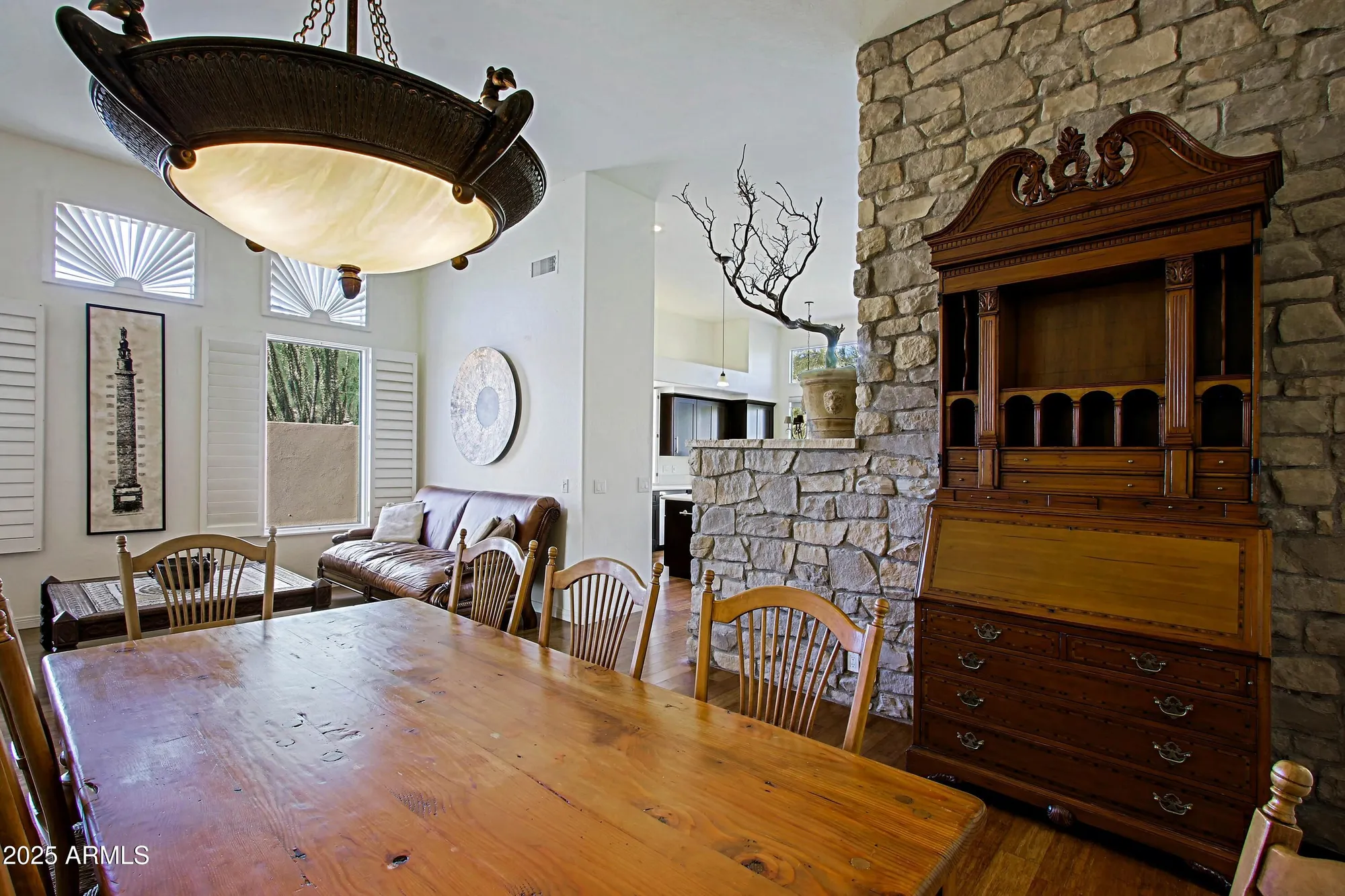 Property Slideshow image 10 of 110 | 34483 n 68th way, Scottsdale, AZ, 85266