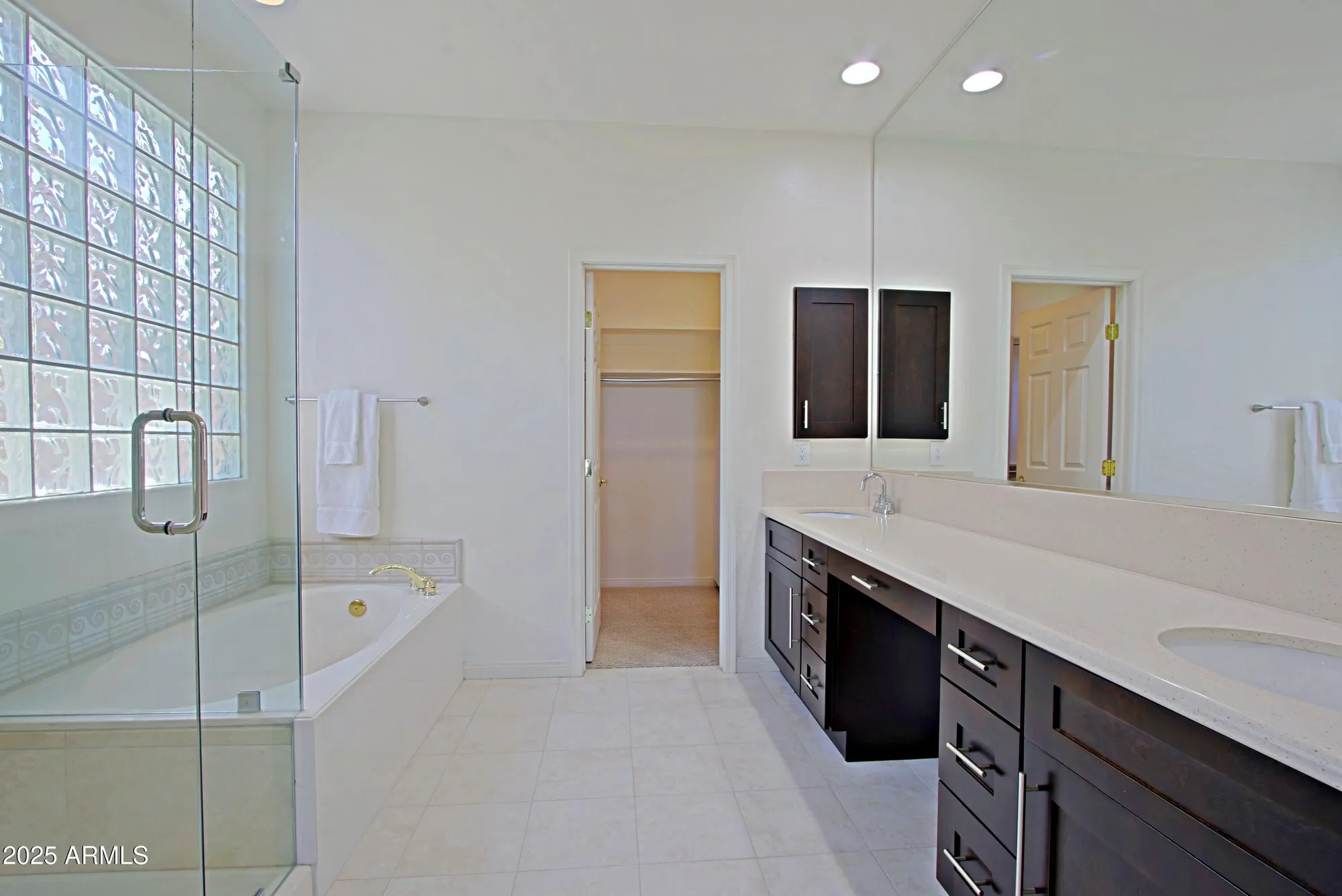 Property Slideshow image 32 of 110 | 34483 n 68th way, Scottsdale, AZ, 85266