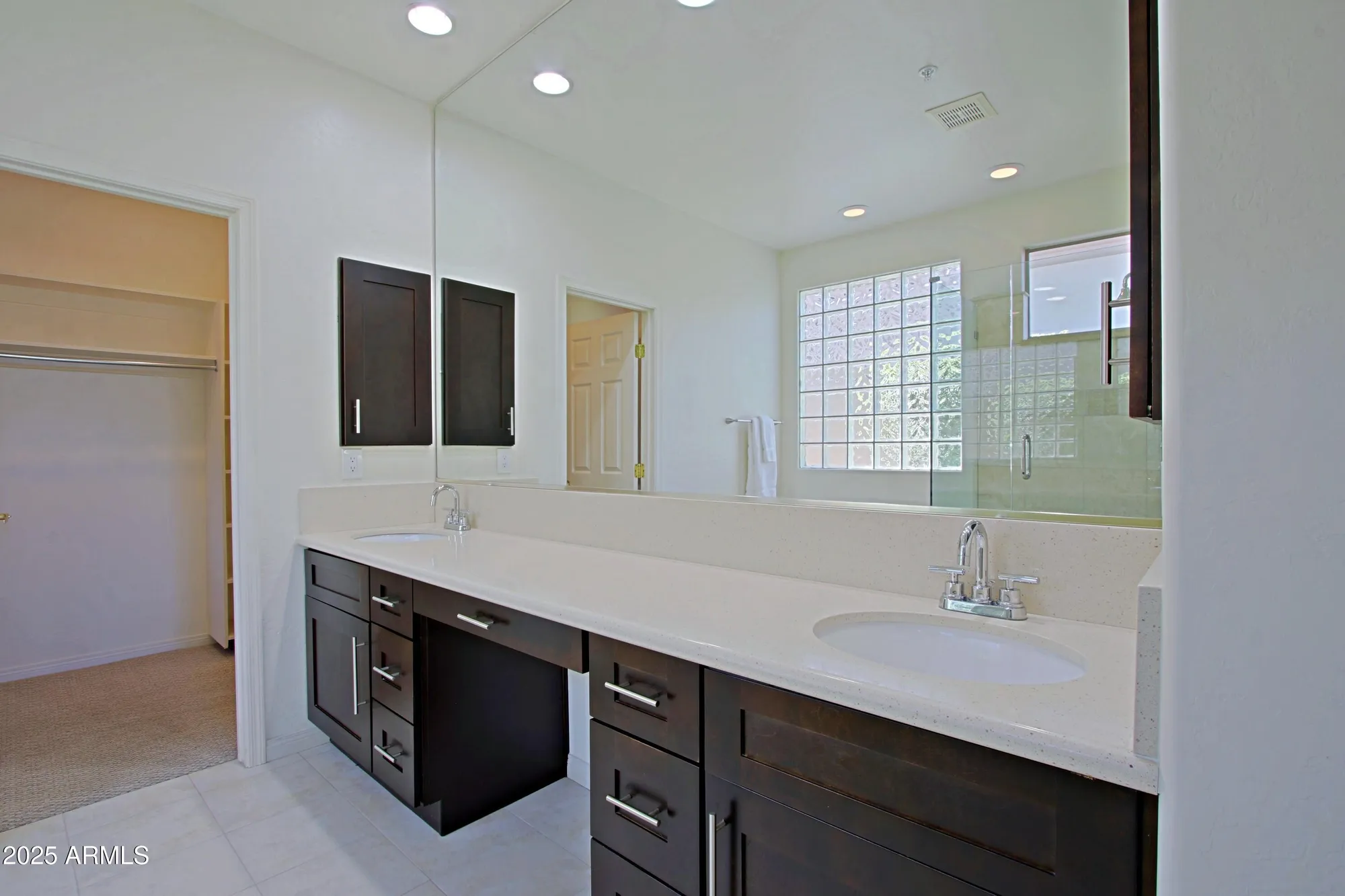 Property Slideshow image 33 of 110 | 34483 n 68th way, Scottsdale, AZ, 85266