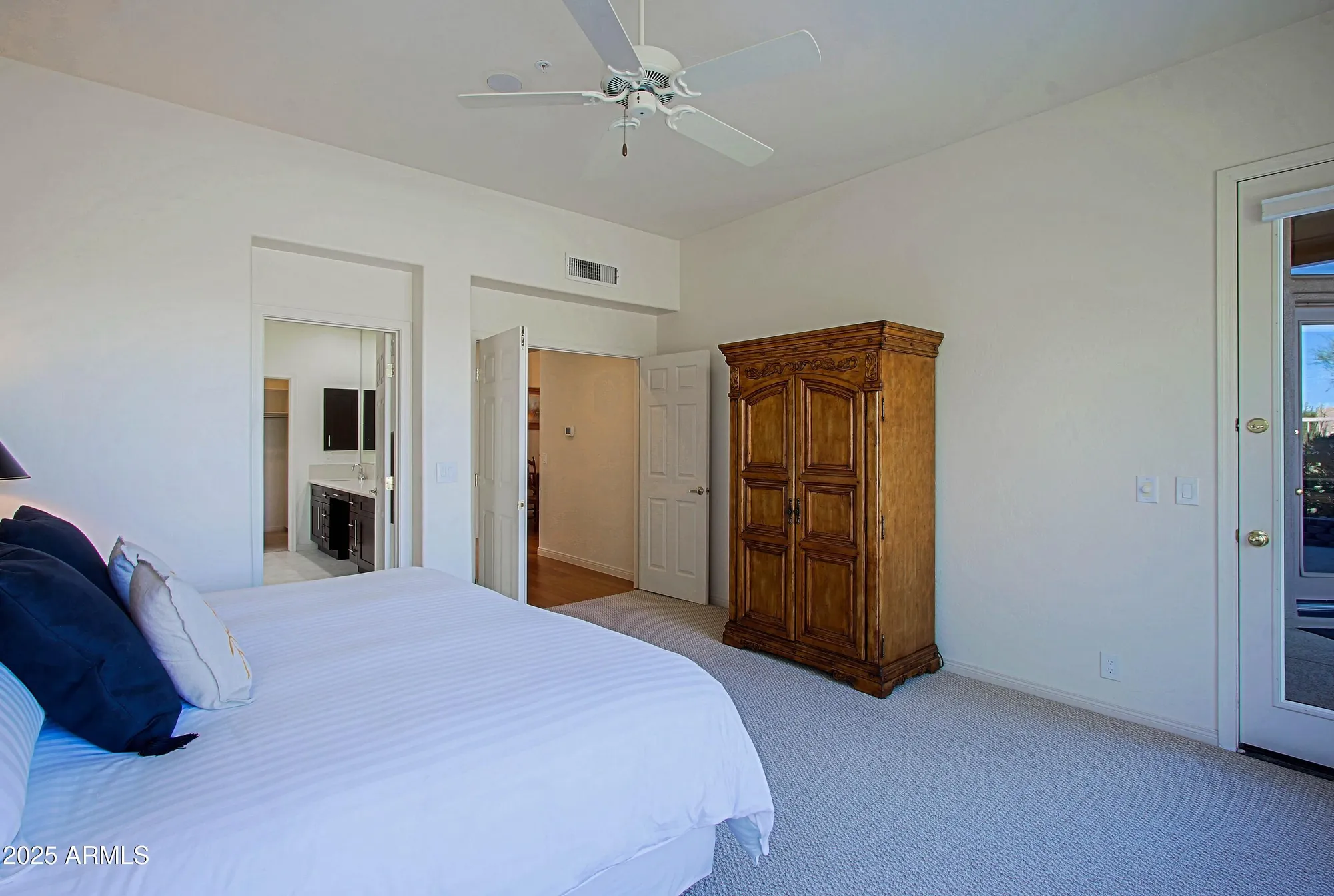 Property Slideshow image 30 of 110 | 34483 n 68th way, Scottsdale, AZ, 85266