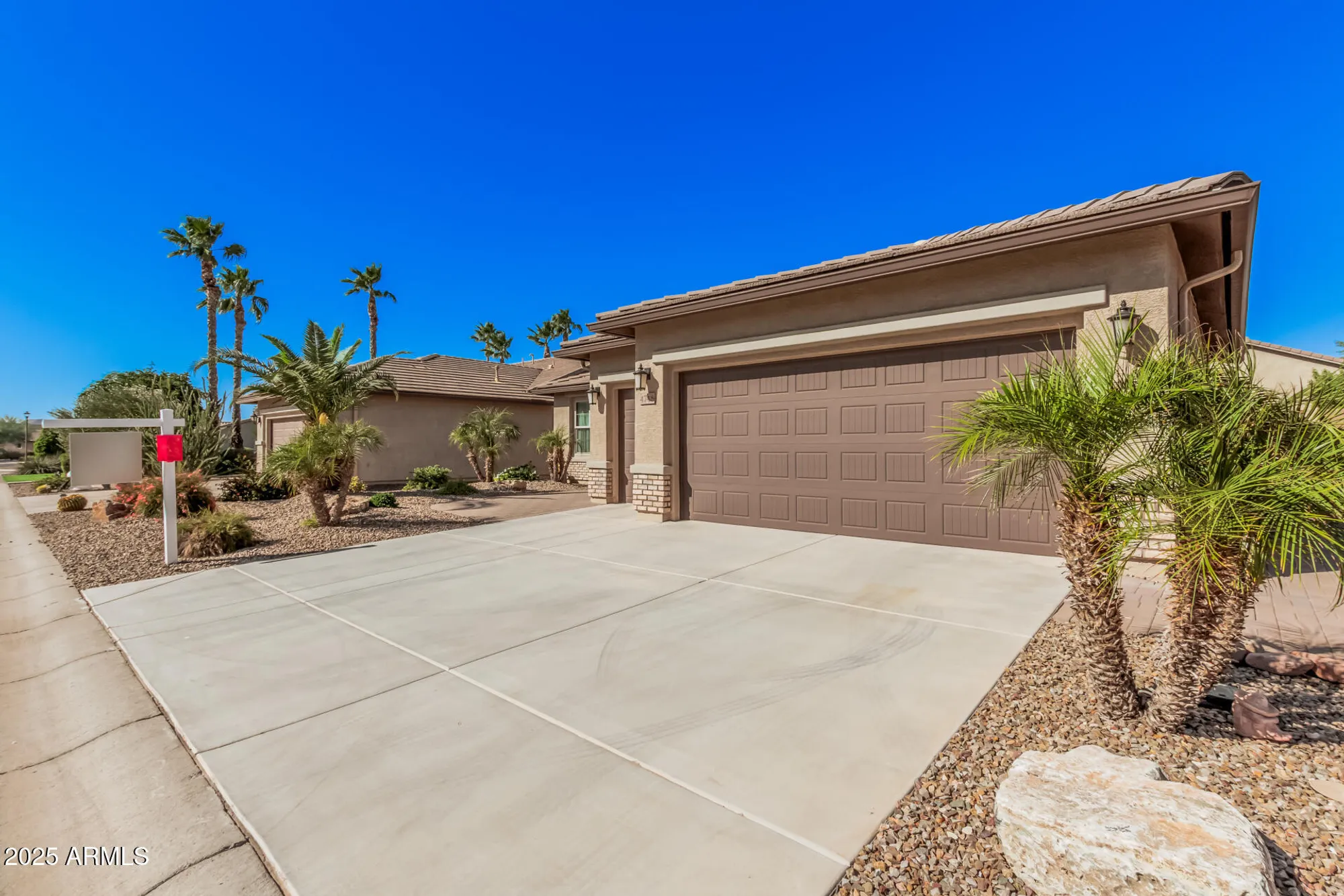 Property Slideshow image 4 of 56 | 4748 w loma verde ave, Eloy, AZ, 85131