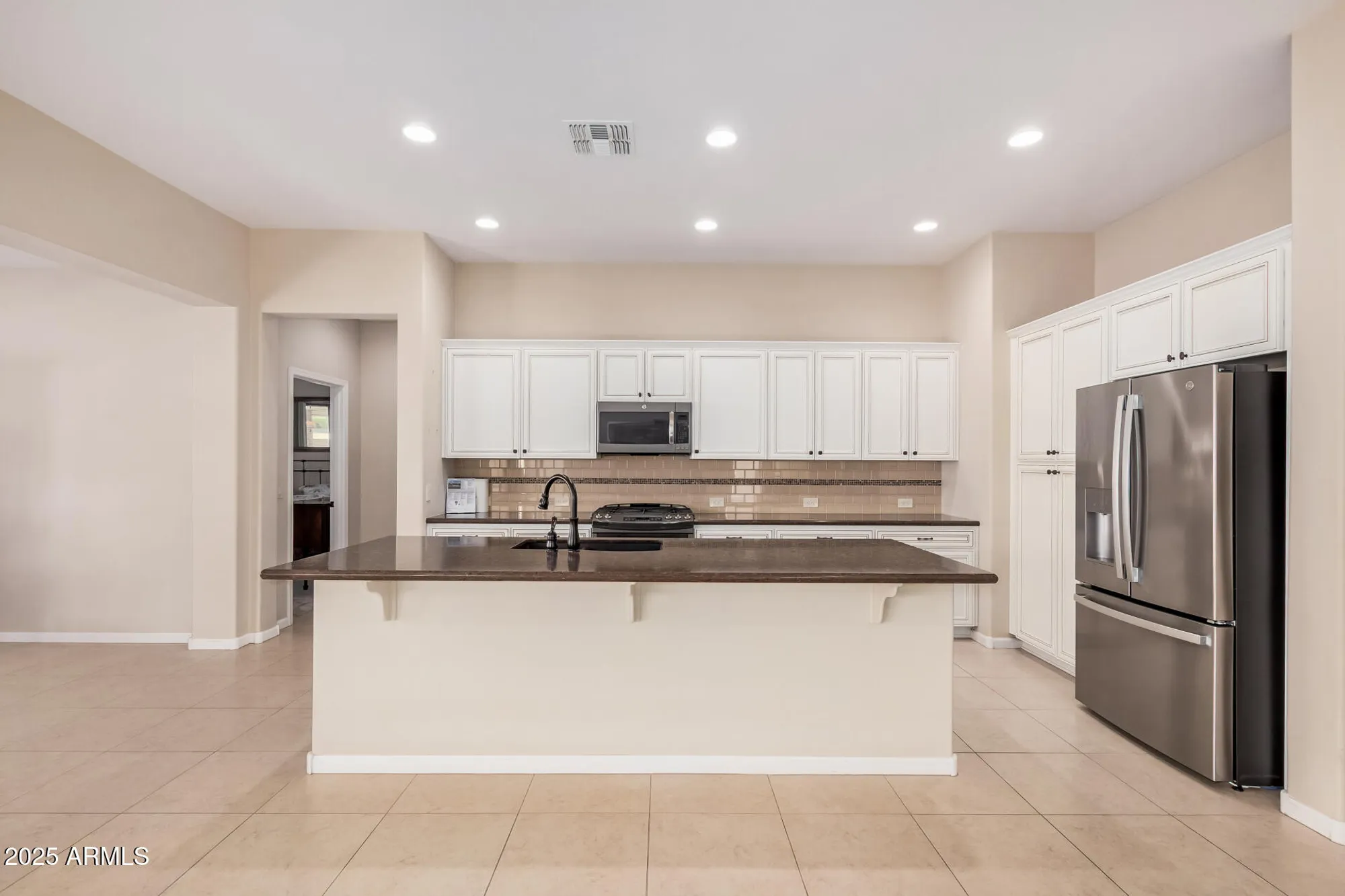 Property Slideshow image 16 of 56 | 4748 w loma verde ave, Eloy, AZ, 85131