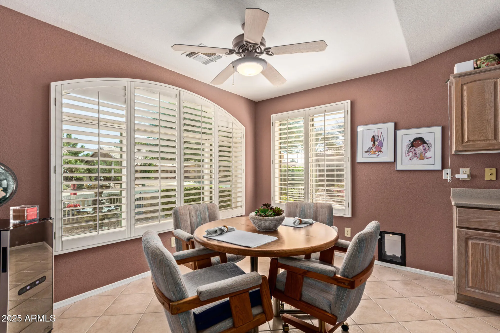 Property Slideshow image 11 of 47 | 5842 s amberwood dr, Chandler, AZ, 85248