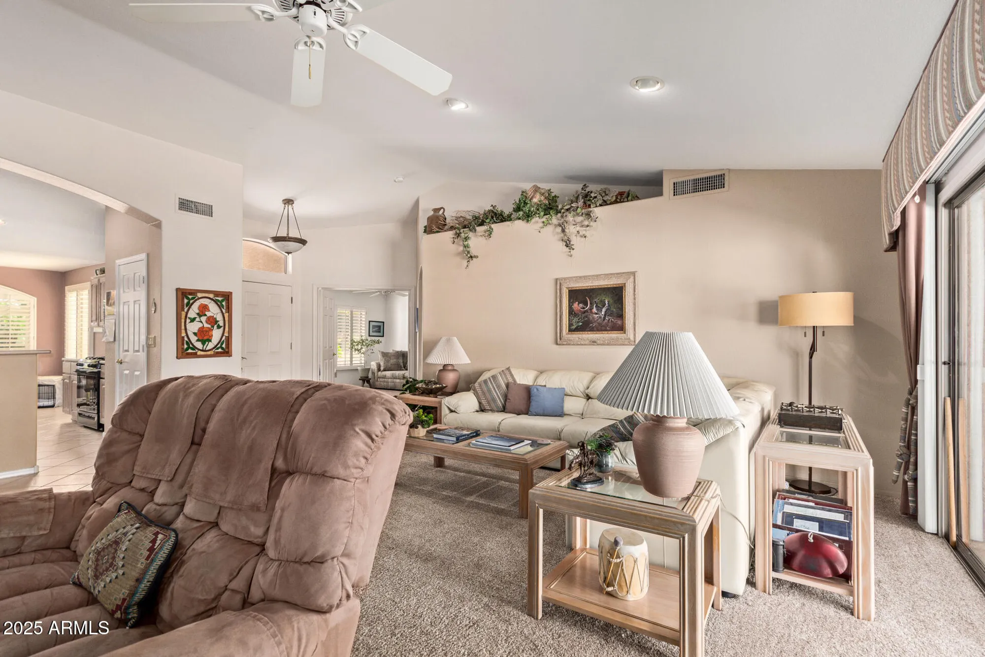 Property Slideshow image 5 of 47 | 5842 s amberwood dr, Chandler, AZ, 85248