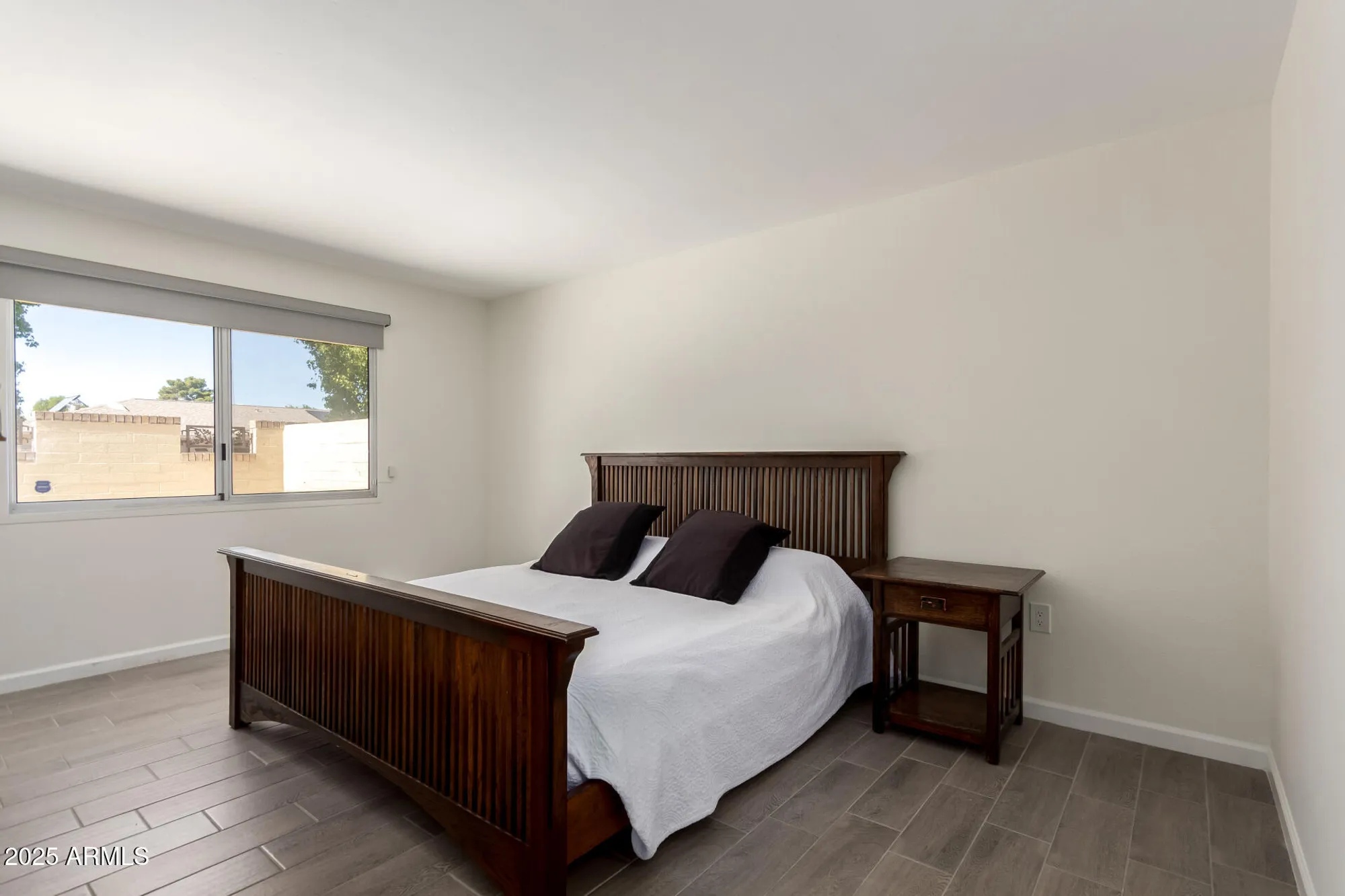 Property Slideshow image 20 of 35 | 19045 n signal butte cir, Sun City, AZ, 85373