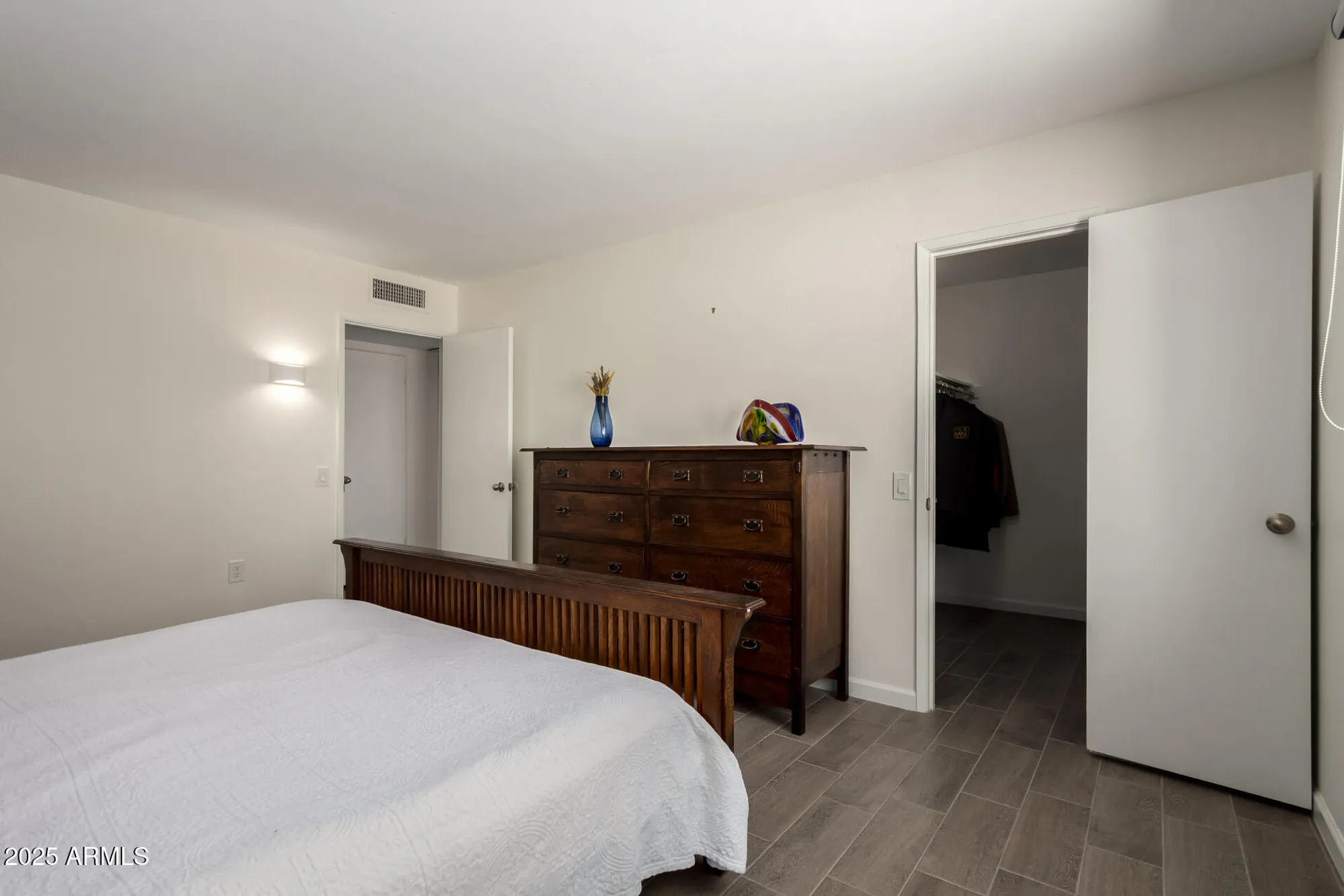 Property Slideshow image 21 of 35 | 19045 n signal butte cir, Sun City, AZ, 85373