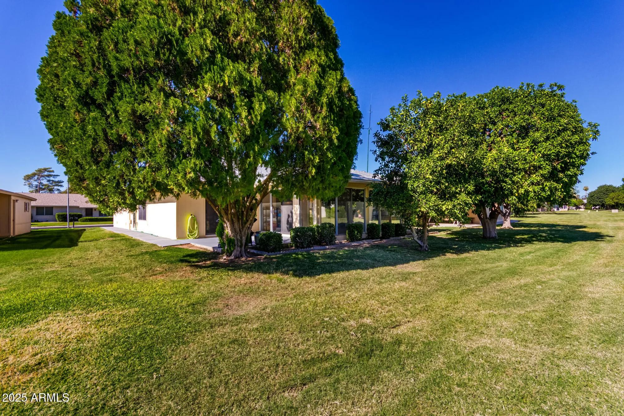 Property Slideshow image 26 of 35 | 19045 n signal butte cir, Sun City, AZ, 85373