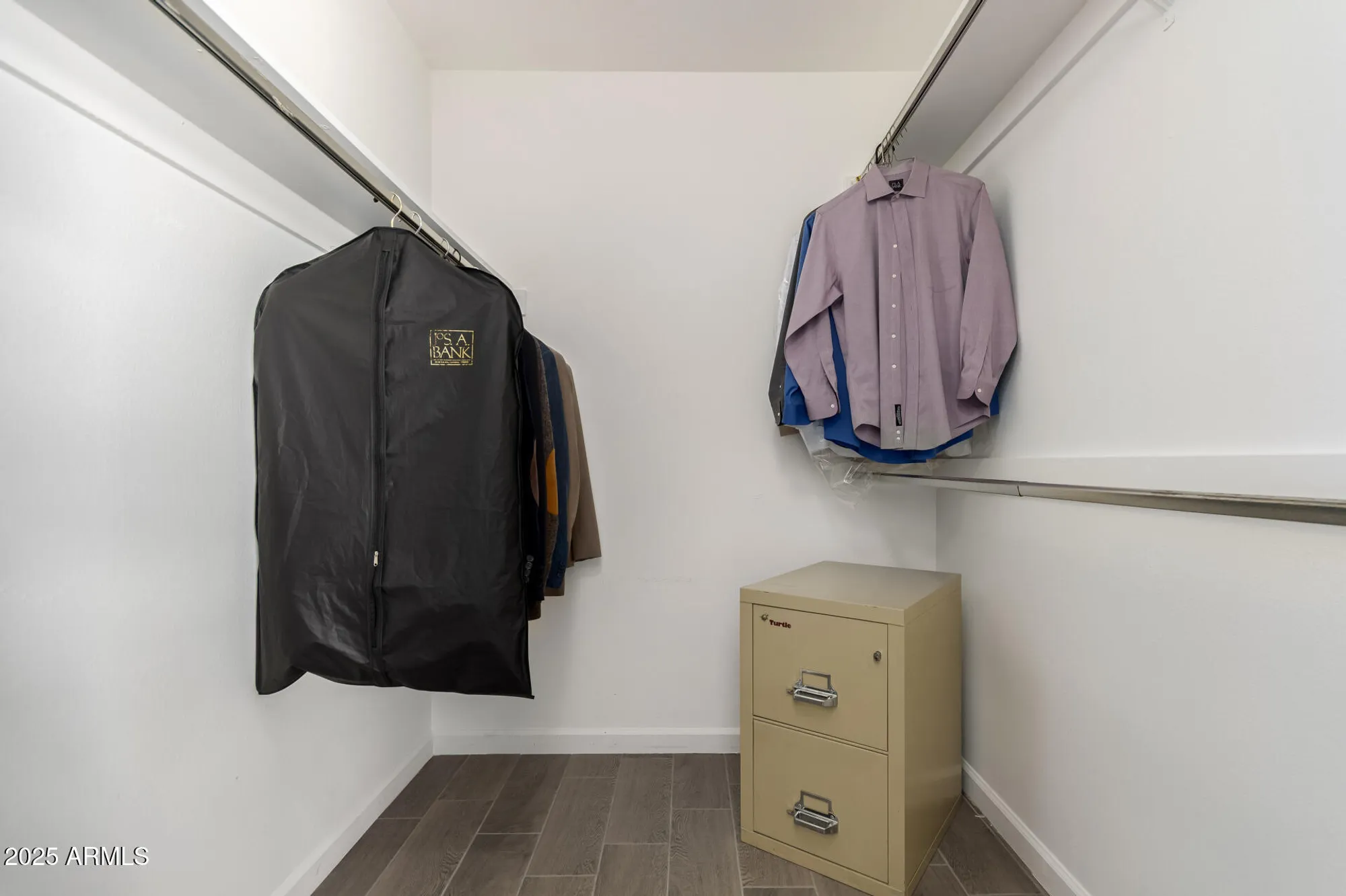 Property Slideshow image 23 of 35 | 19045 n signal butte cir, Sun City, AZ, 85373