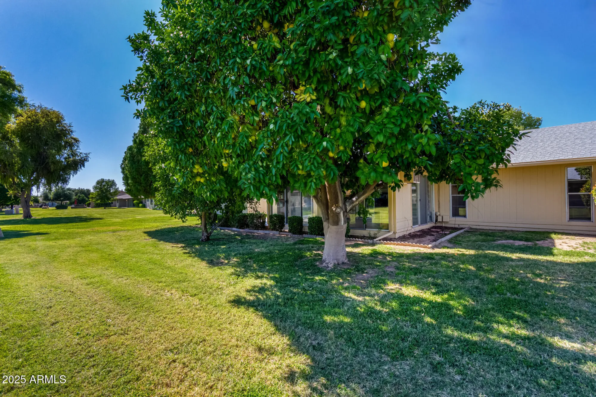 Property Slideshow image 27 of 35 | 19045 n signal butte cir, Sun City, AZ, 85373