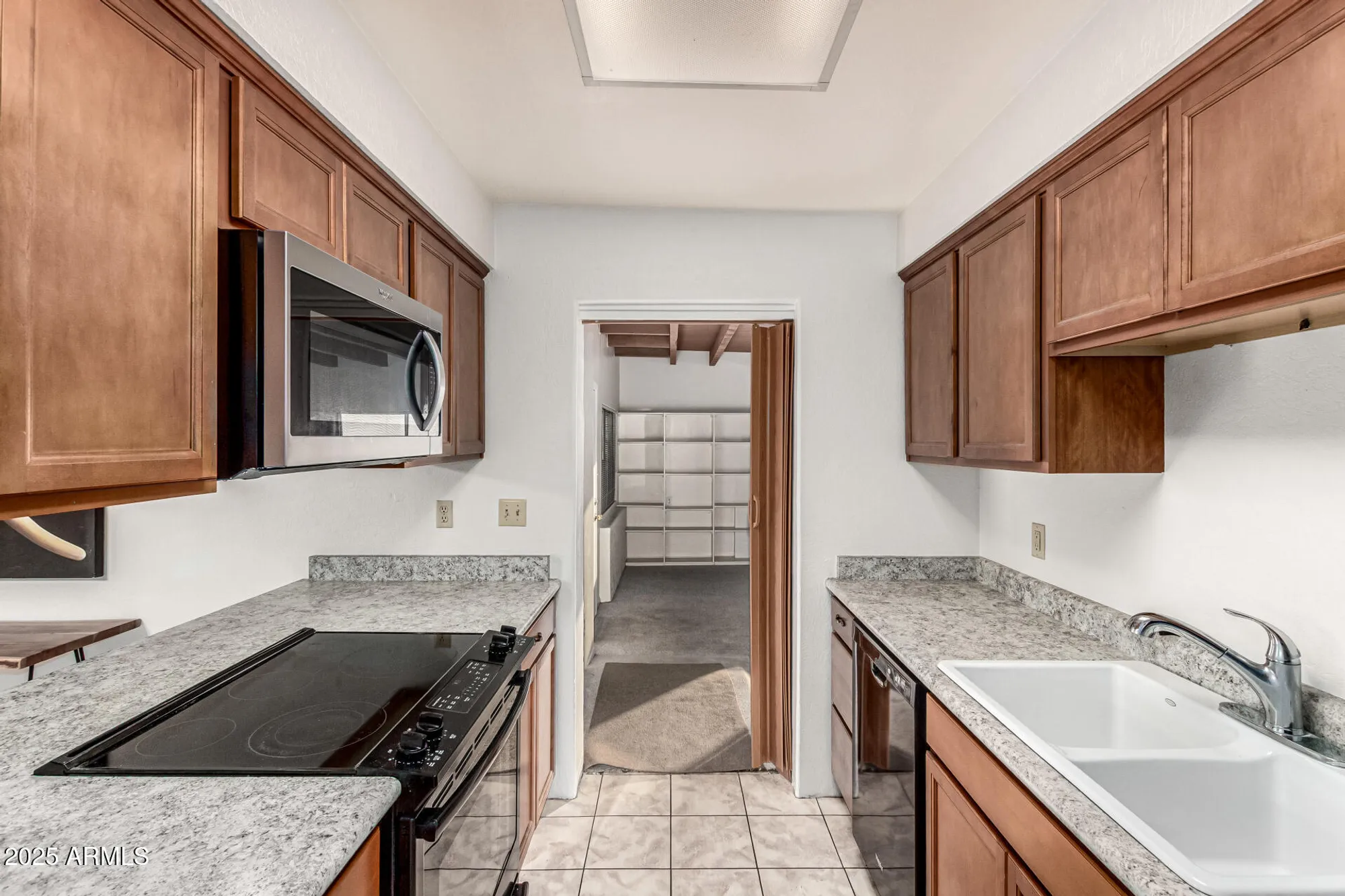 Property Slideshow image 14 of 32 | 1520 s abrego dr, Green Valley, AZ, 85614