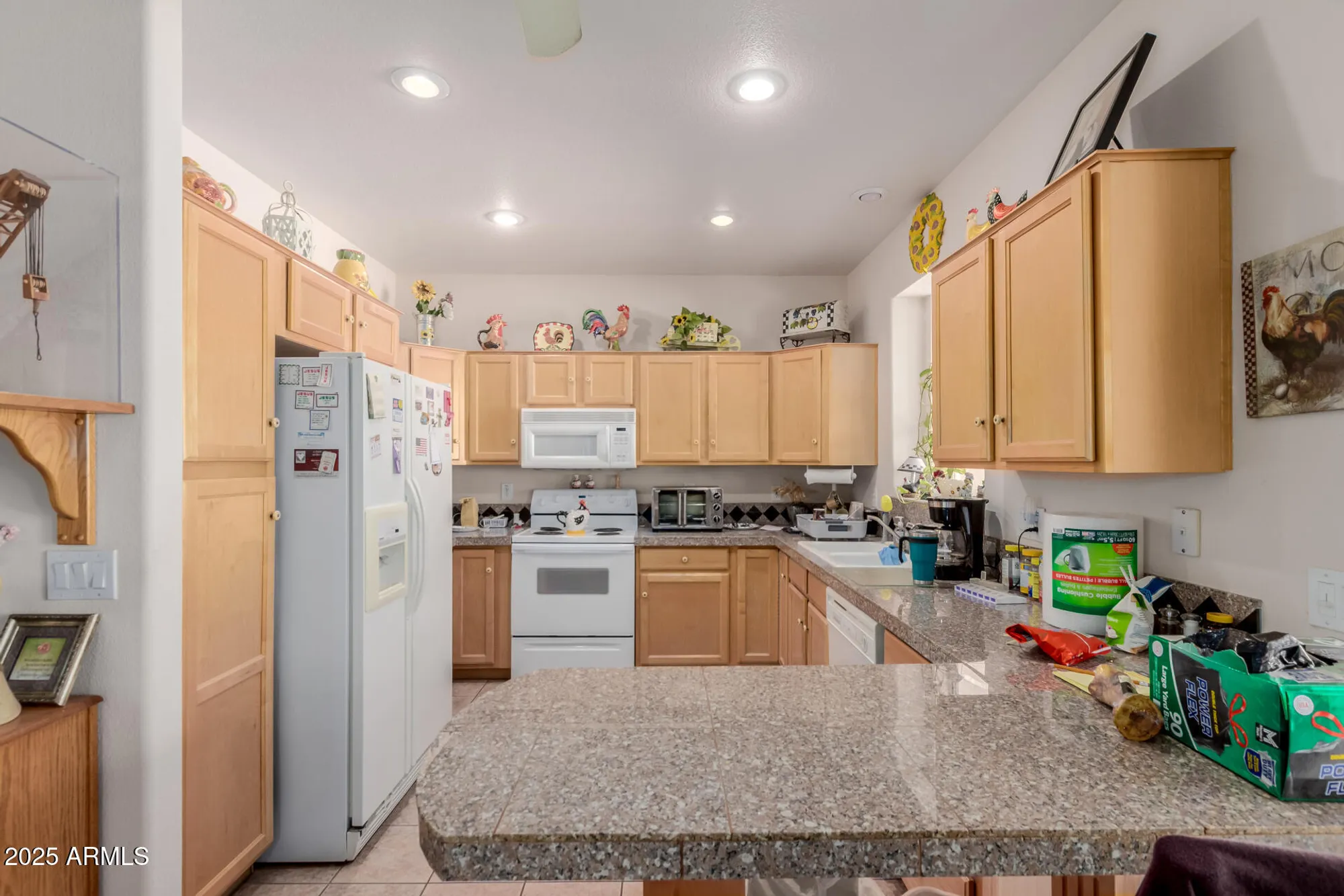 Property Slideshow image 6 of 14 | 17606 w wildberry dr, Surprise, AZ, 85374