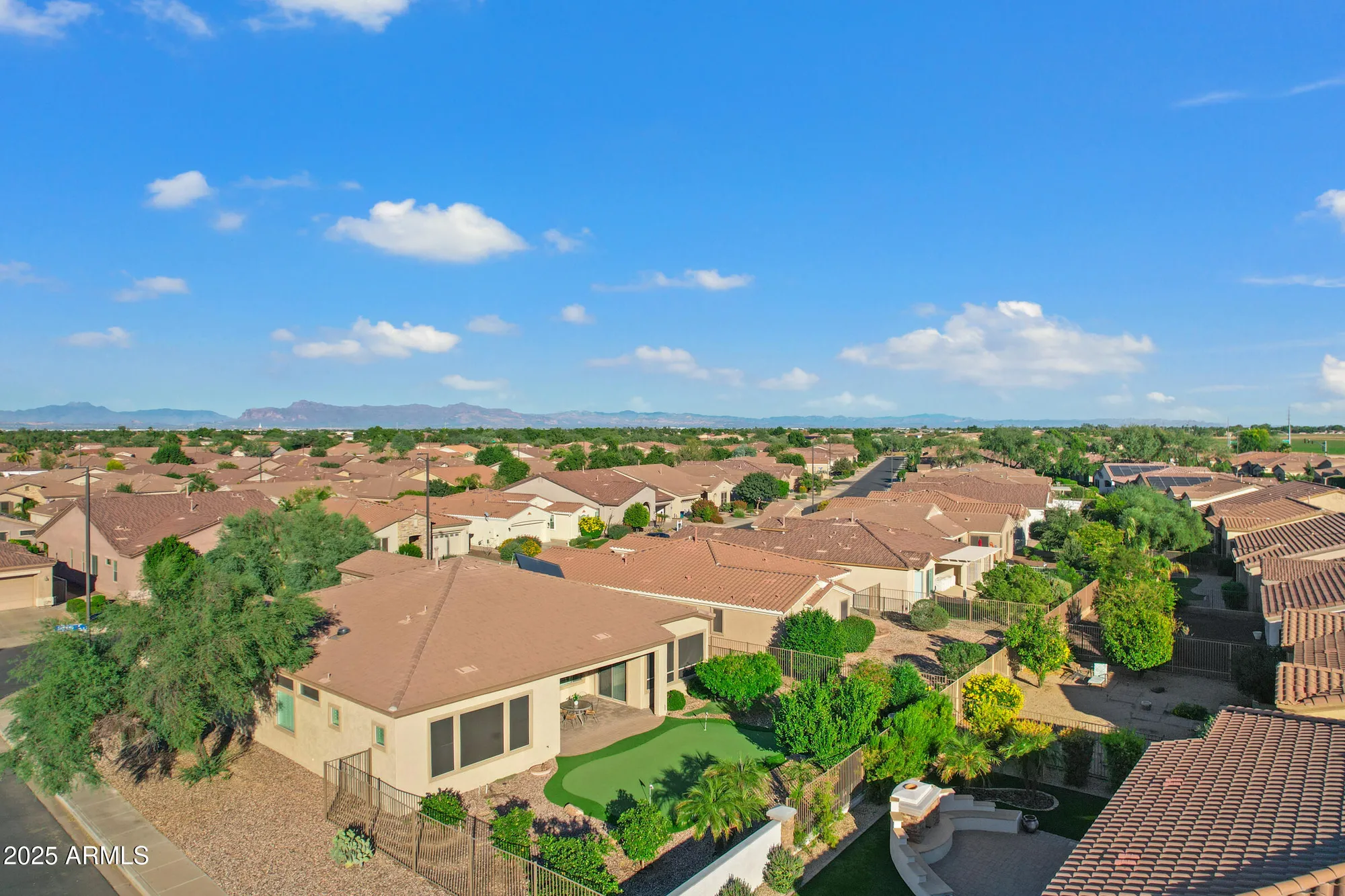 Property Slideshow image 14 of 61 | 4615 e sourwood dr, Gilbert, AZ, 85298