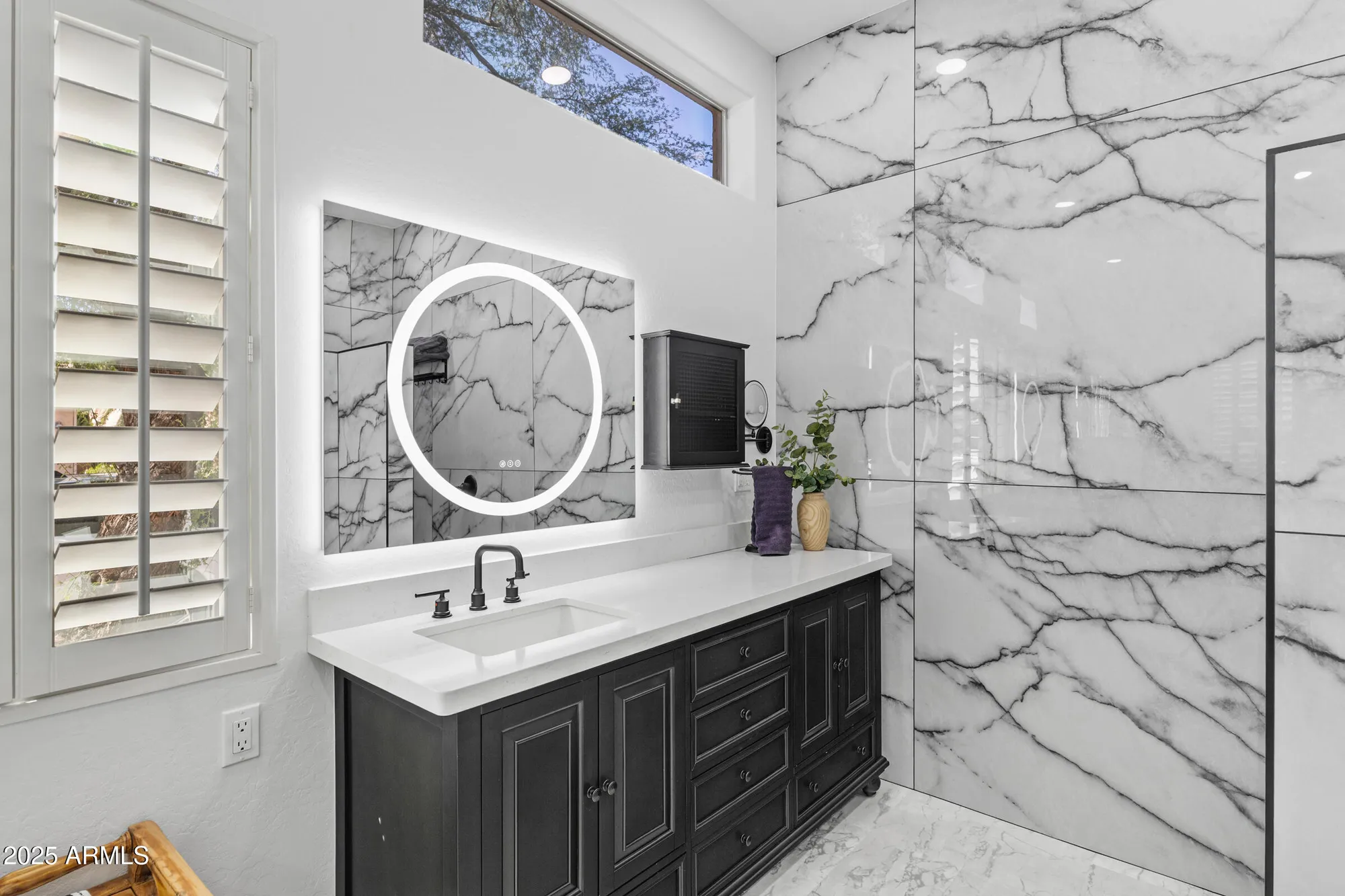 Property Slideshow image 32 of 61 | 4615 e sourwood dr, Gilbert, AZ, 85298