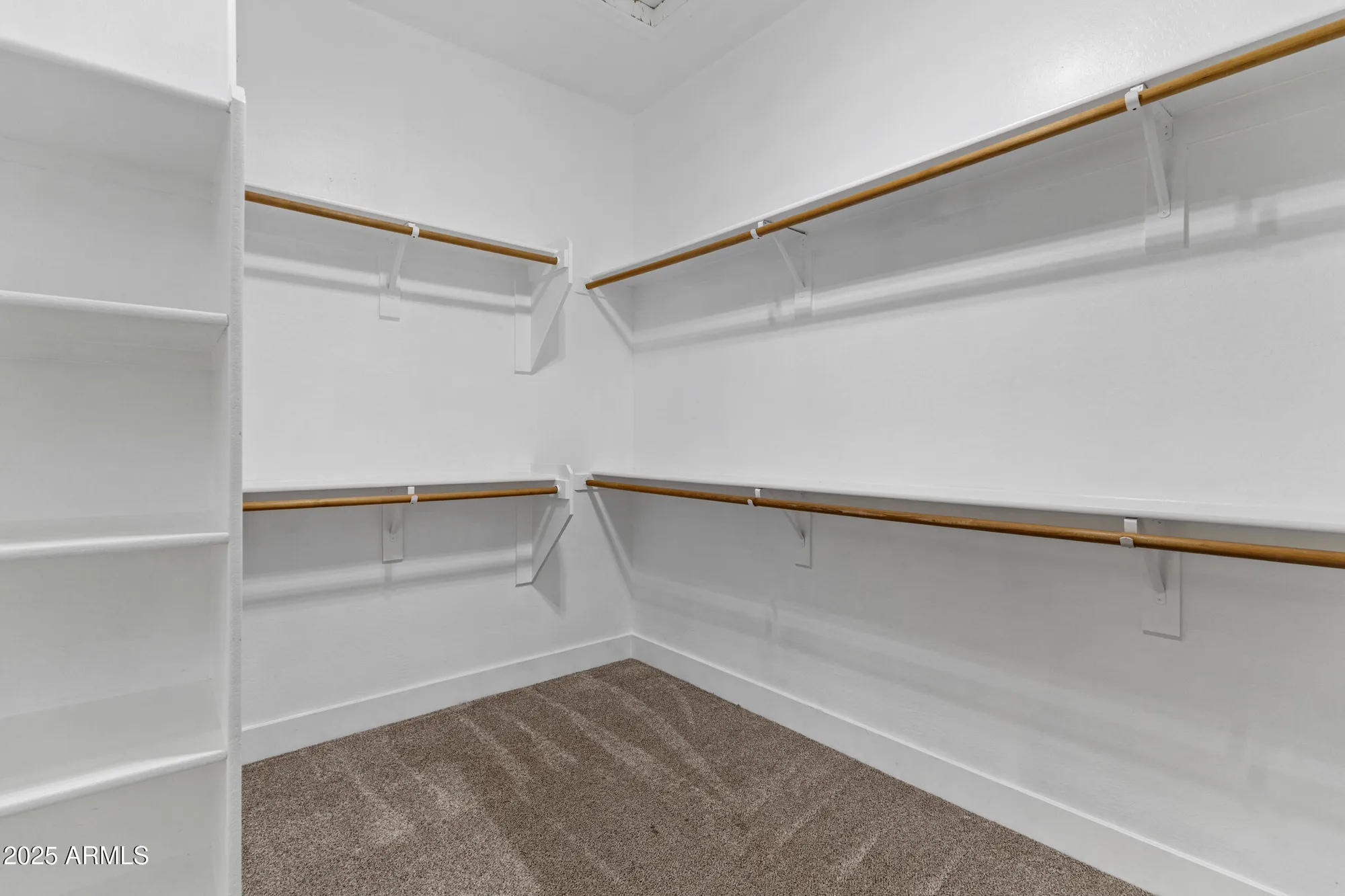 Property Slideshow image 46 of 61 | 4615 e sourwood dr, Gilbert, AZ, 85298