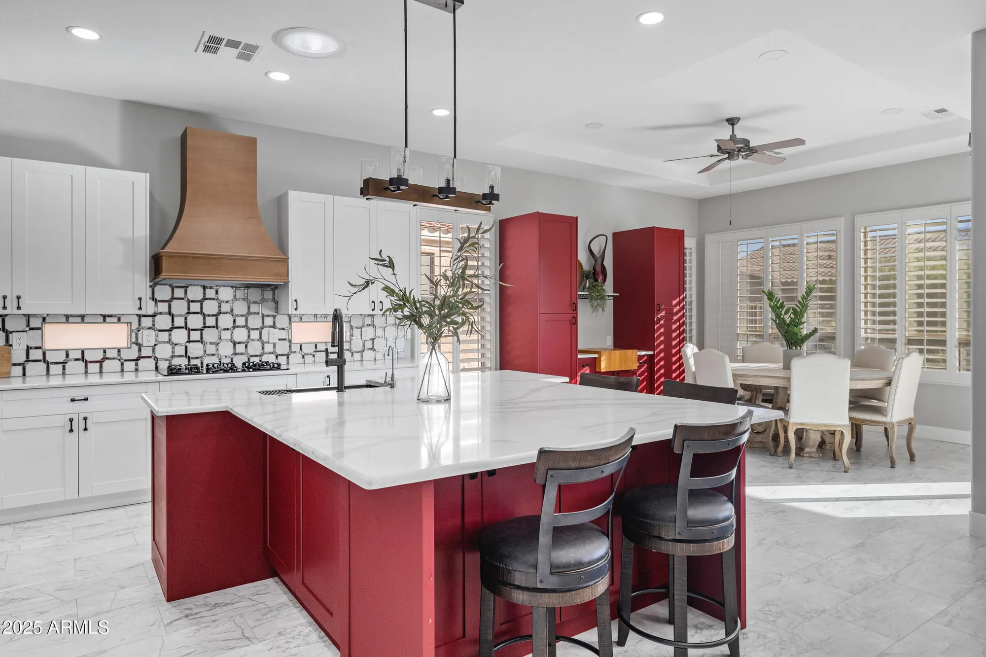 Property Slideshow image 19 of 61 | 4615 e sourwood dr, Gilbert, AZ, 85298