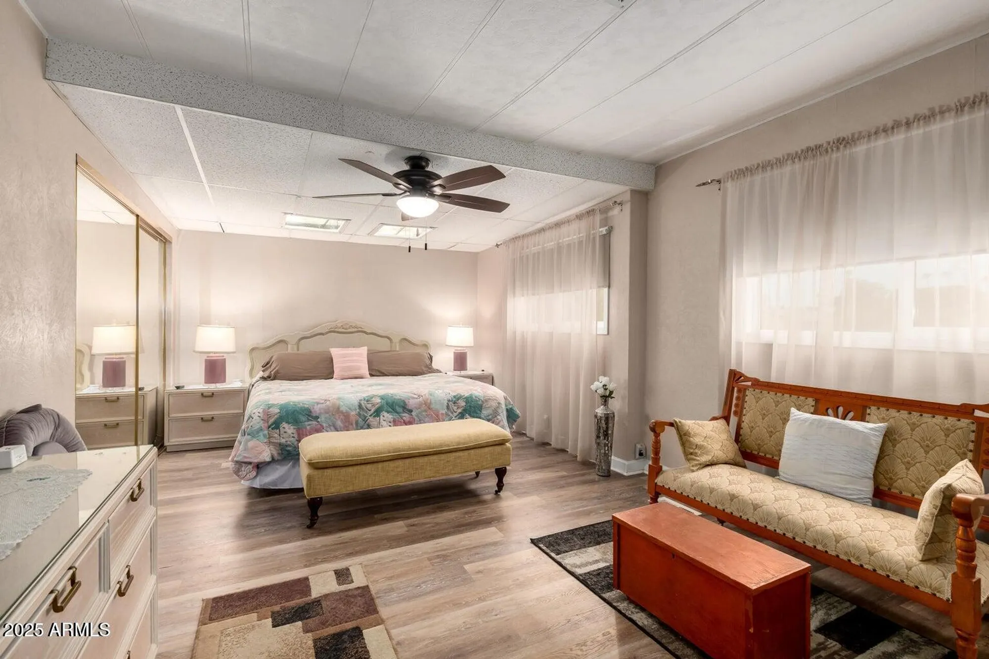 Property Slideshow image 13 of 32 | 506 s 81st pl, Mesa, AZ, 85208