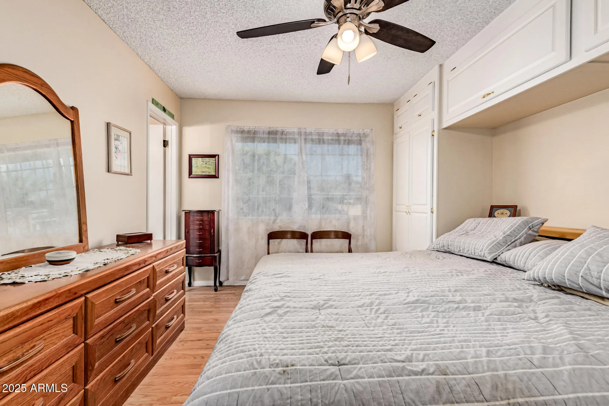 Property Slideshow image 19 of 35 | 14218 n mcphee dr, Sun City, AZ, 85351