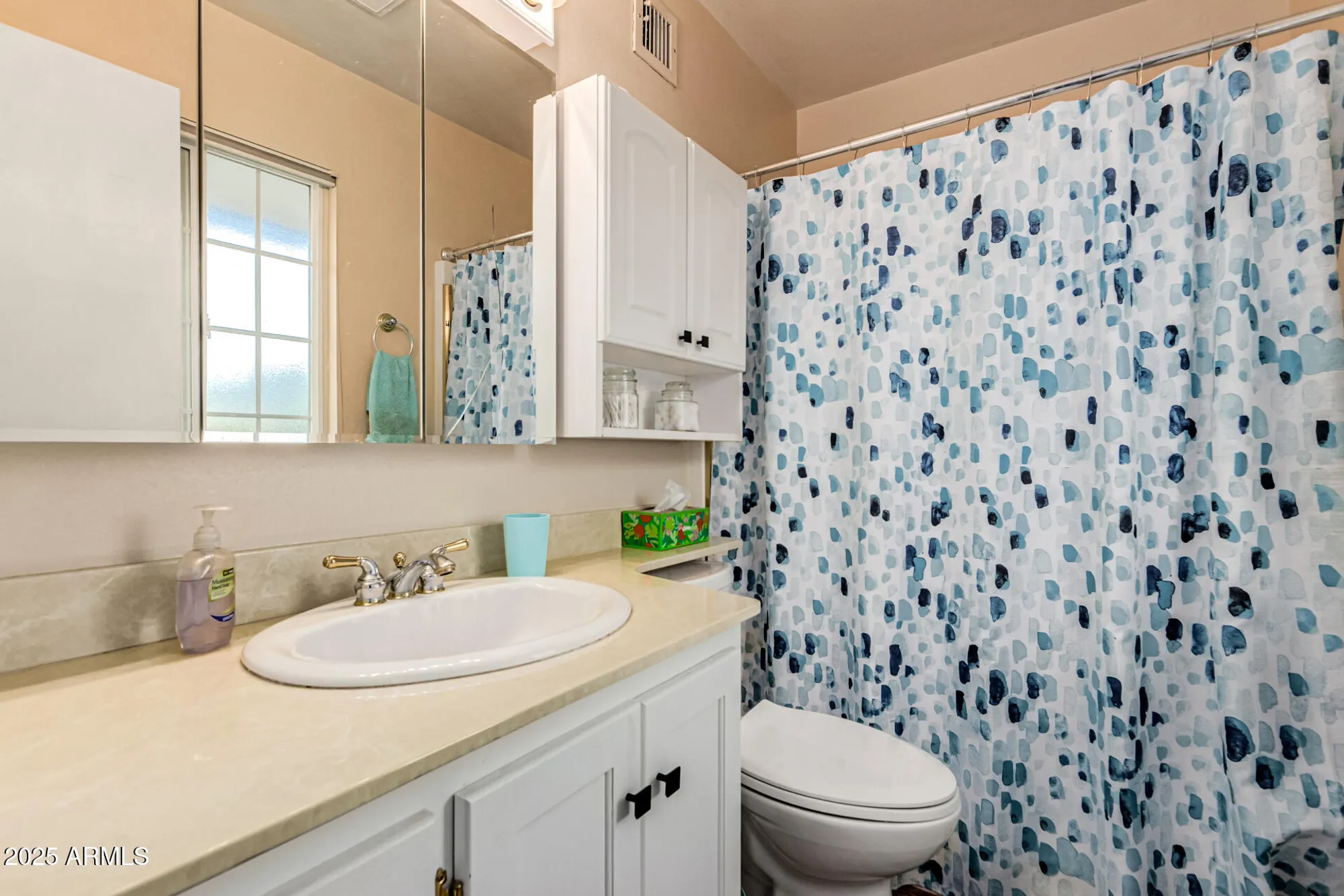 Property Slideshow image 22 of 35 | 14218 n mcphee dr, Sun City, AZ, 85351