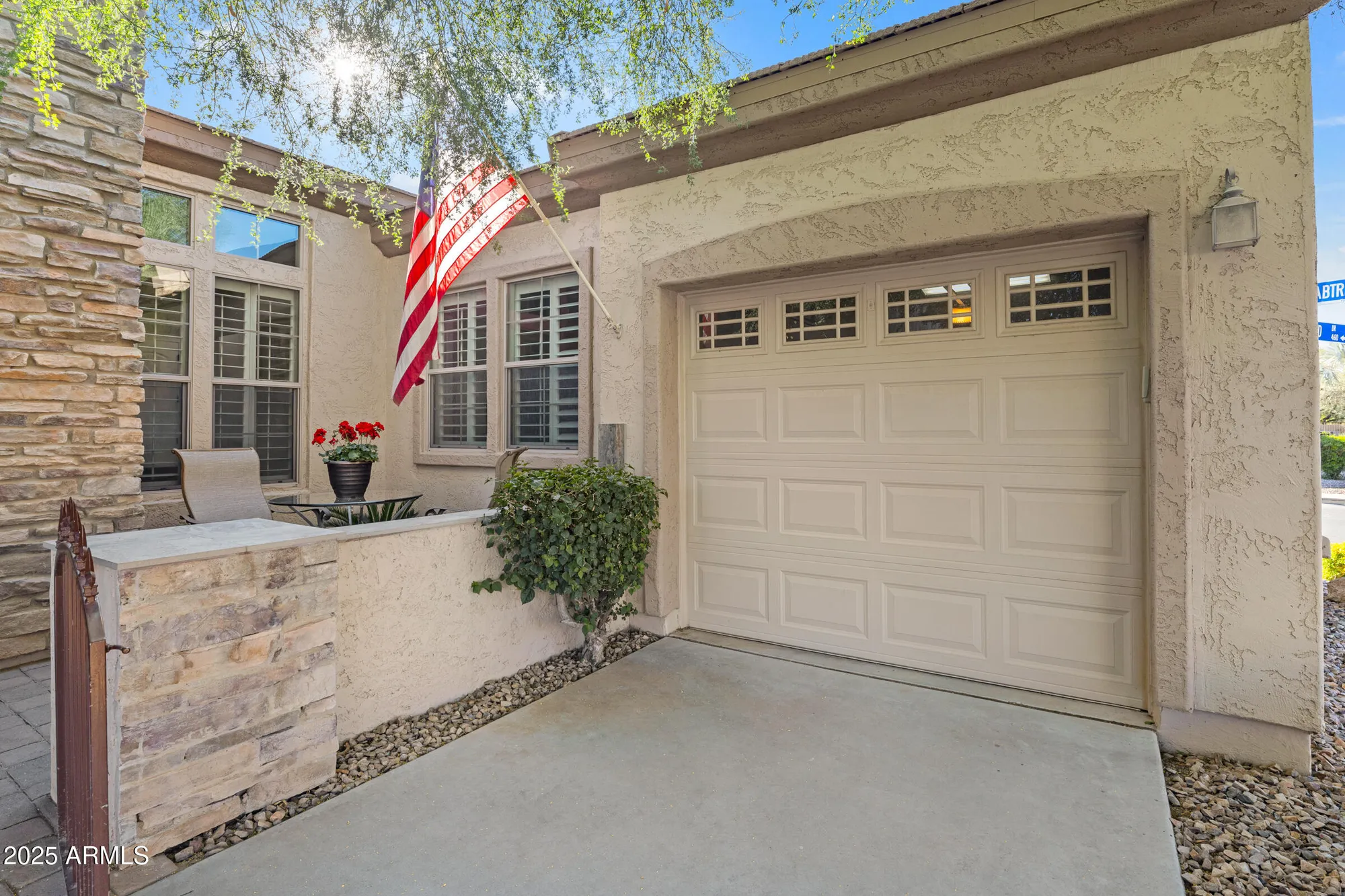 Property Slideshow image 7 of 61 | 4615 e sourwood dr, Gilbert, AZ, 85298