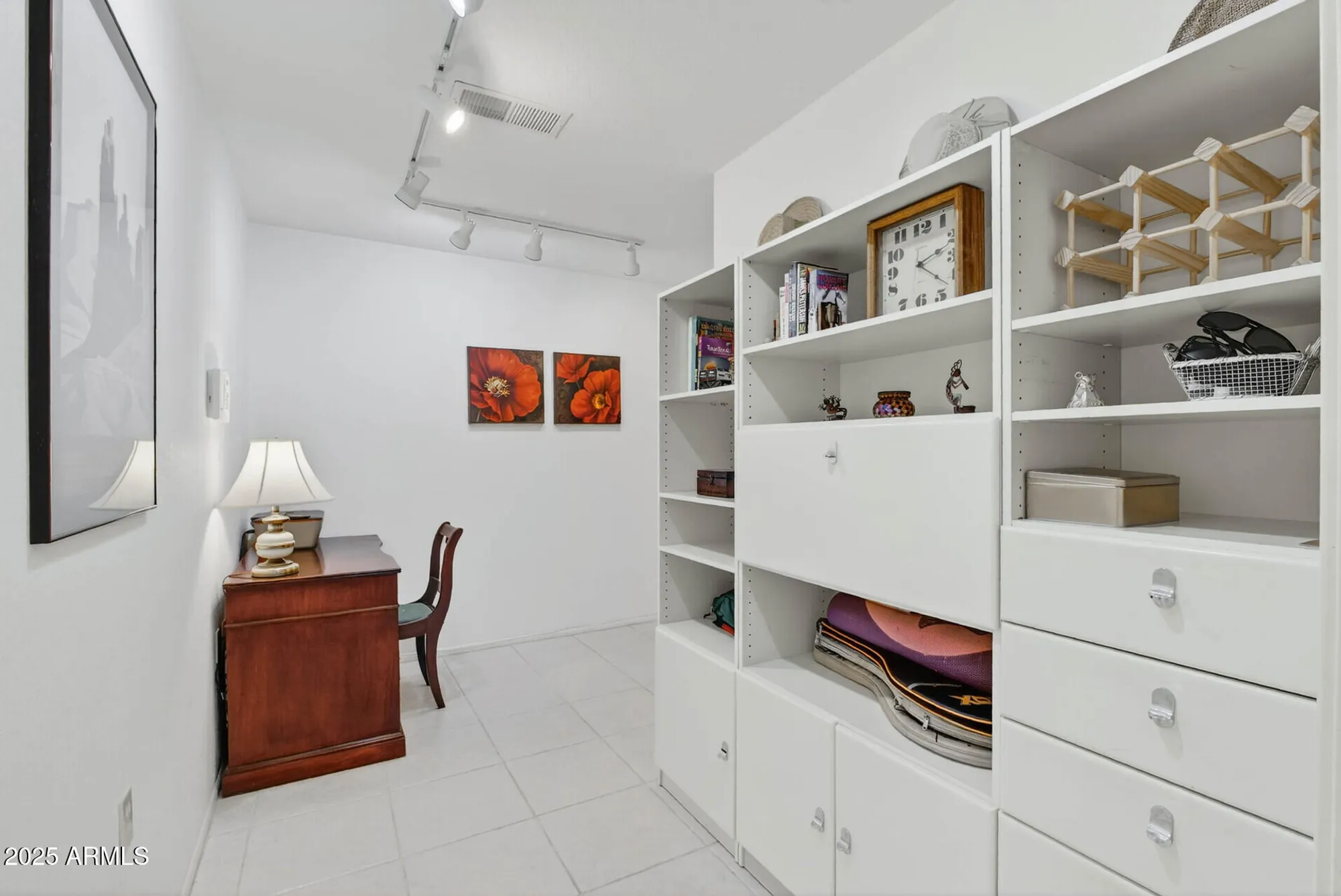 Property Slideshow image 8 of 48 | 22216 n cheyenne dr, Sun City West, AZ, 85375