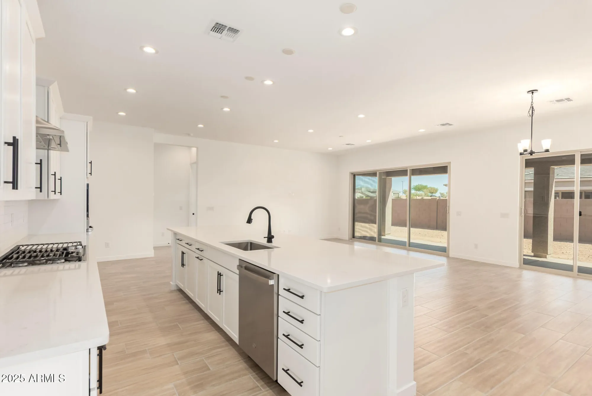 Property Slideshow image 9 of 47 | 24199 n 172nd dr, Surprise, AZ, 85387