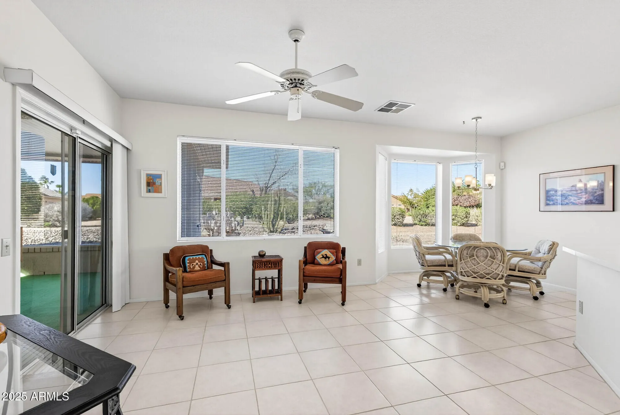Property Slideshow image 19 of 48 | 22216 n cheyenne dr, Sun City West, AZ, 85375