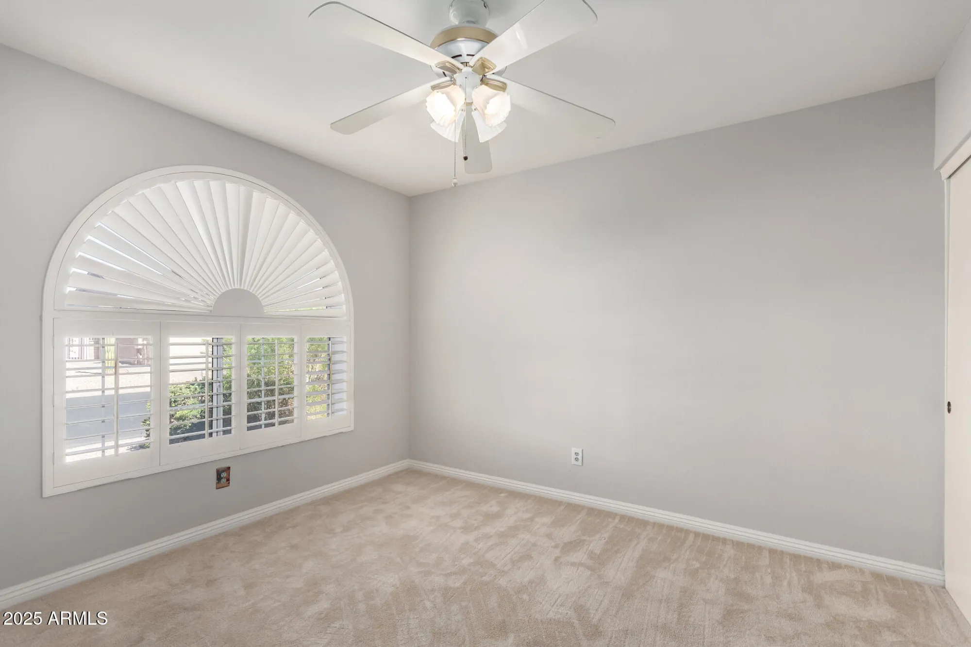 Property Slideshow image 20 of 30 | 1541 e colonial dr, Chandler, AZ, 85249