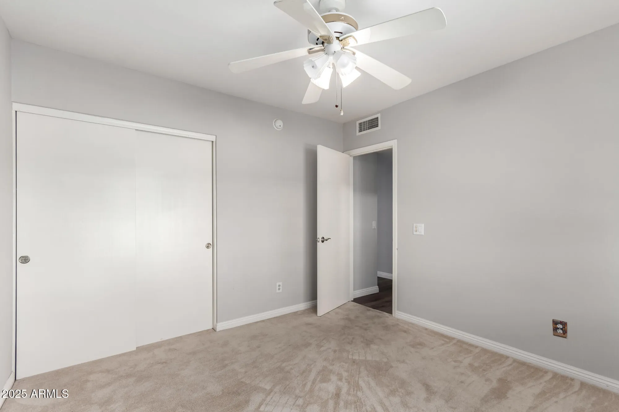 Property Slideshow image 21 of 30 | 1541 e colonial dr, Chandler, AZ, 85249