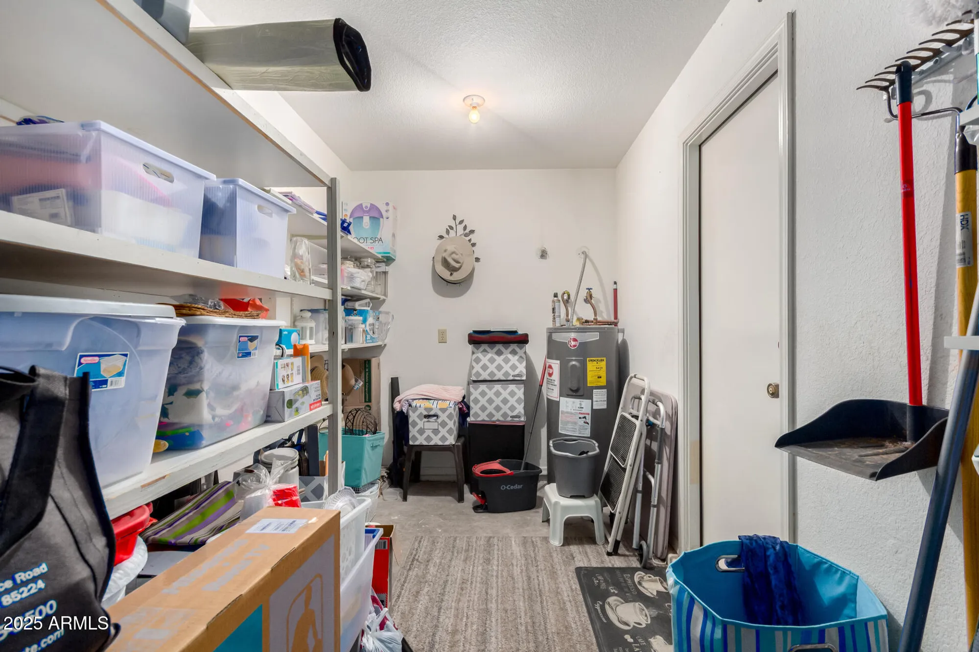 Property Slideshow image 24 of 30 | 1541 e colonial dr, Chandler, AZ, 85249