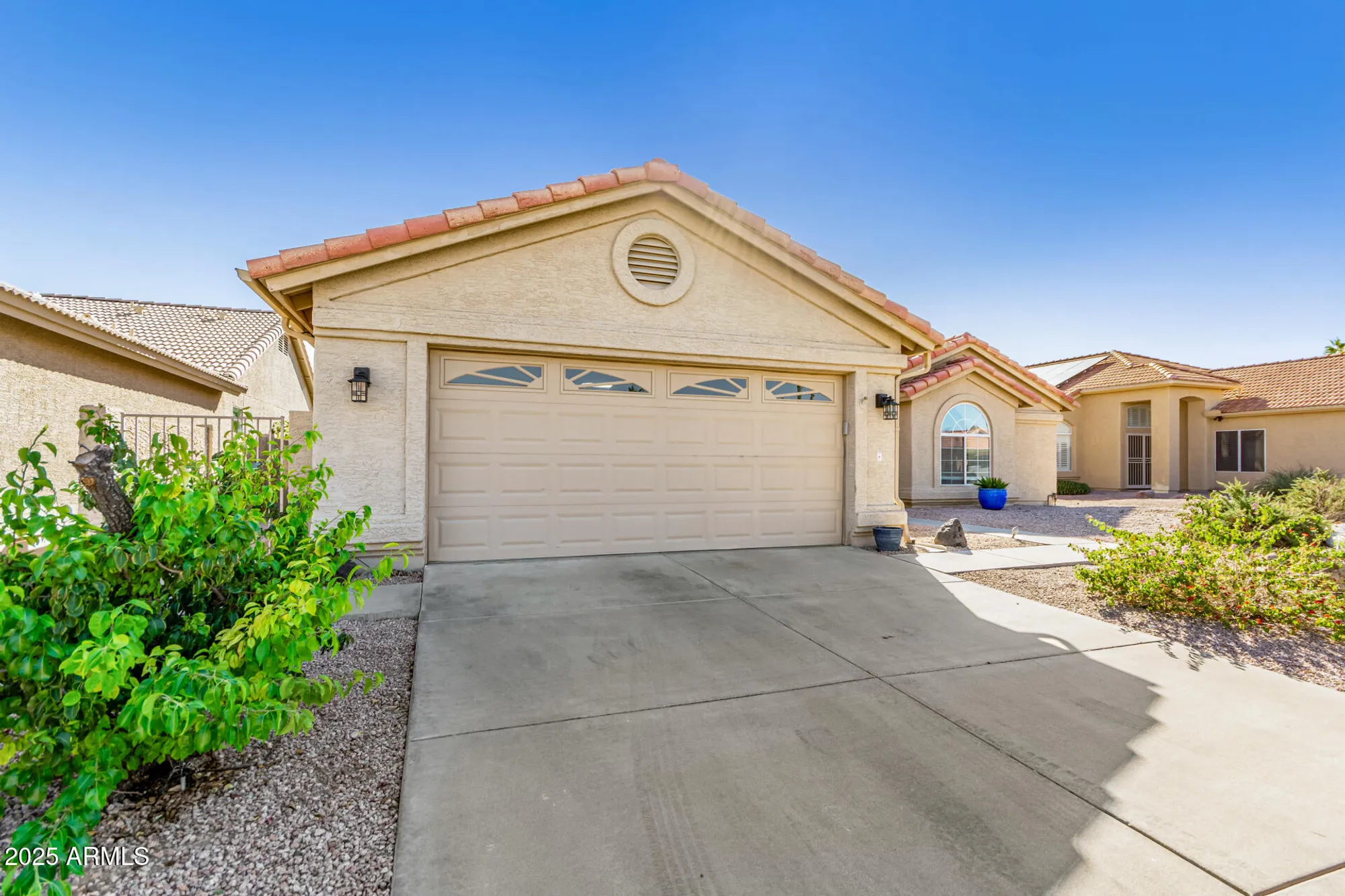 Property Slideshow image 3 of 45 | 10605 e hercules dr, Sun Lakes, AZ, 85248