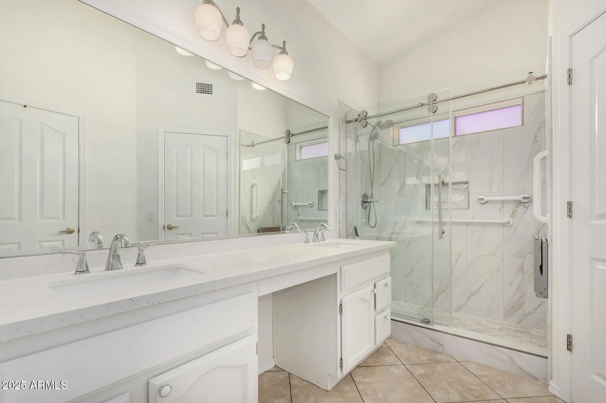 Property Slideshow image 14 of 45 | 10605 e hercules dr, Sun Lakes, AZ, 85248