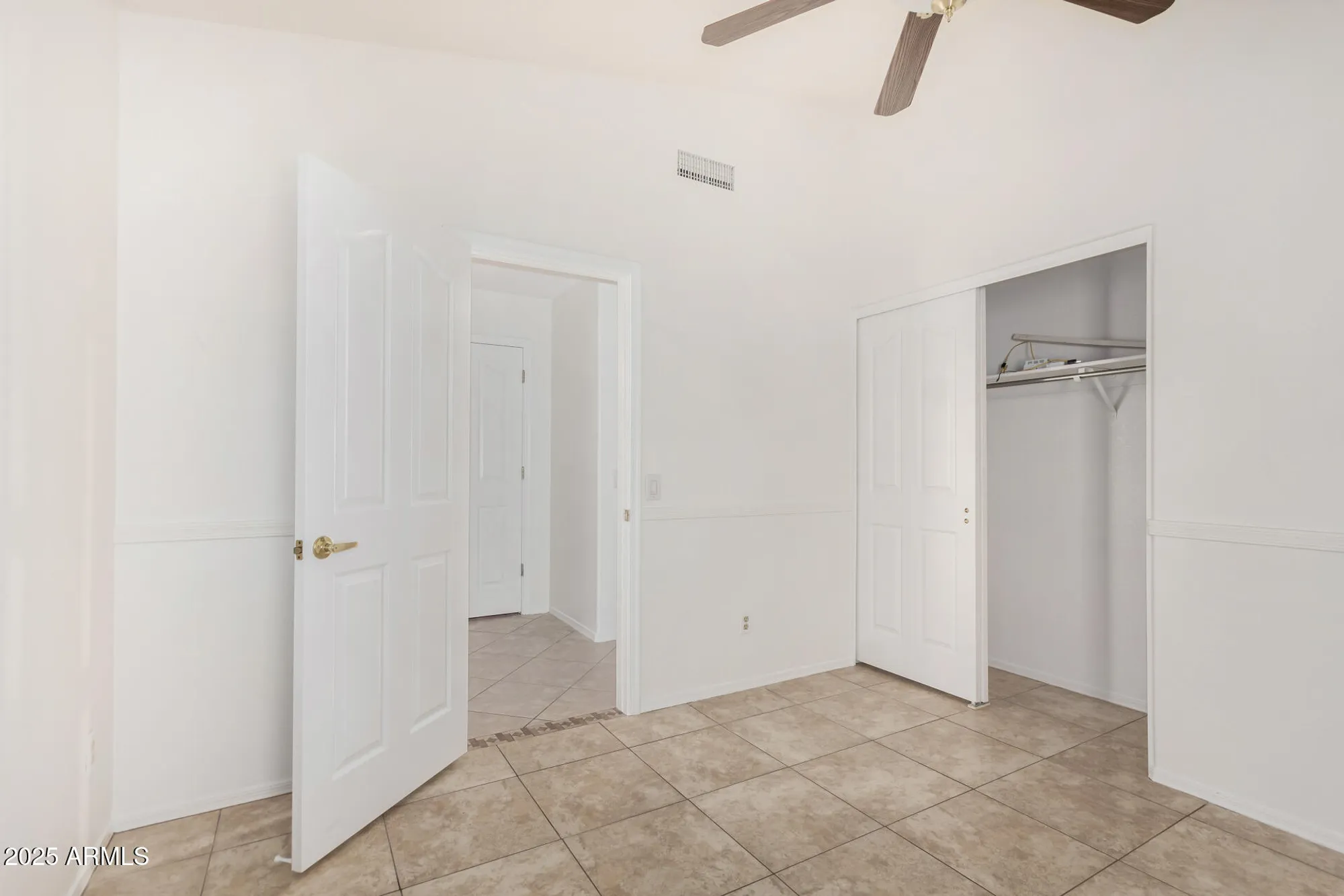 Property Slideshow image 18 of 45 | 10605 e hercules dr, Sun Lakes, AZ, 85248