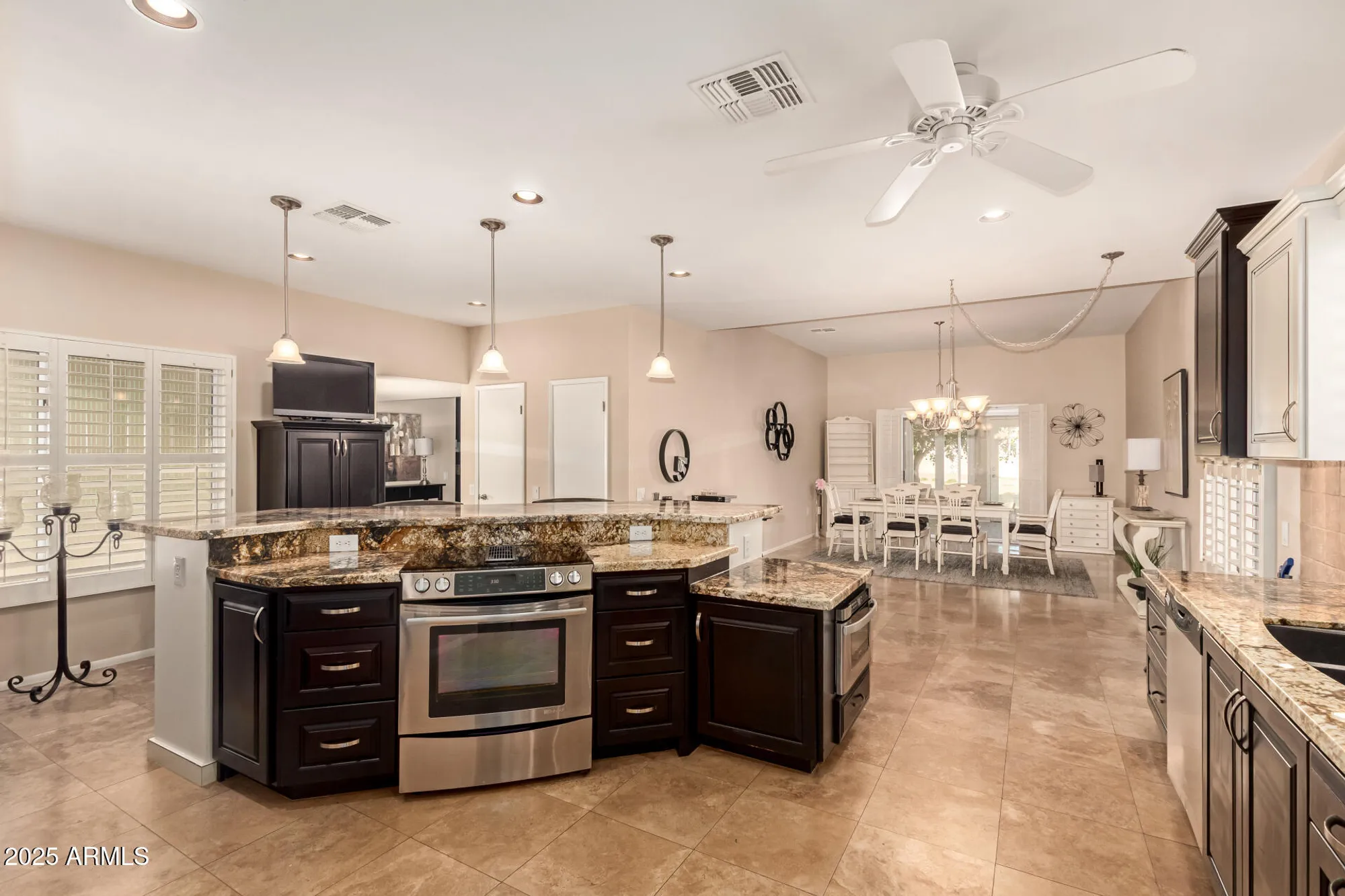 Property Slideshow image 9 of 25 | 18417 n 99th dr, Sun City, AZ, 85373