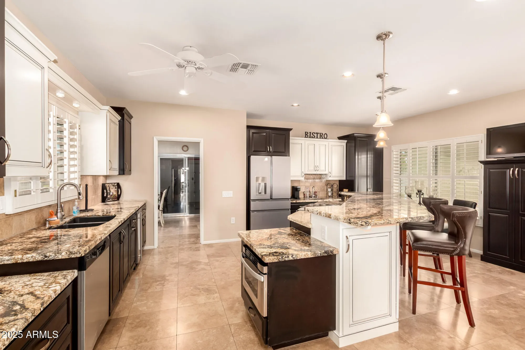 Property Slideshow image 10 of 25 | 18417 n 99th dr, Sun City, AZ, 85373