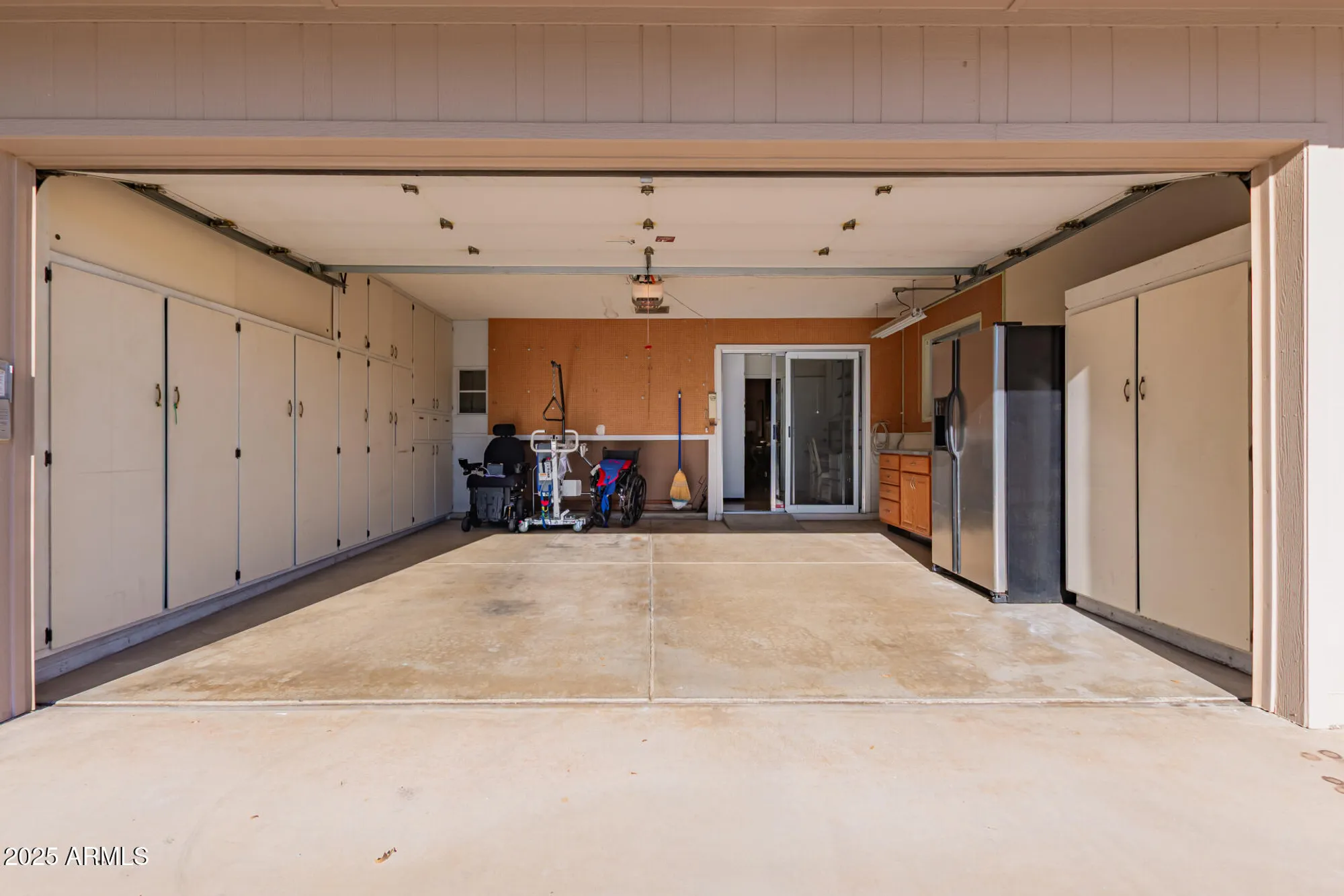 Property Slideshow image 23 of 25 | 18417 n 99th dr, Sun City, AZ, 85373