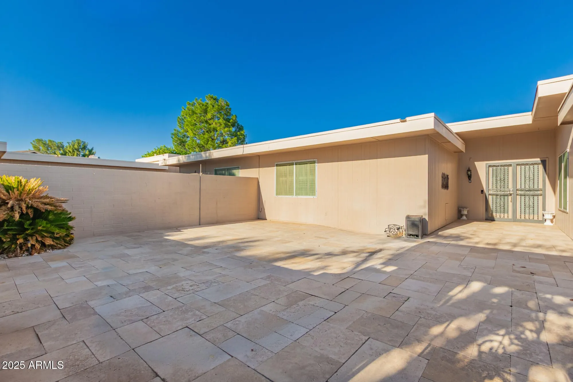 Property Slideshow image 3 of 25 | 18417 n 99th dr, Sun City, AZ, 85373