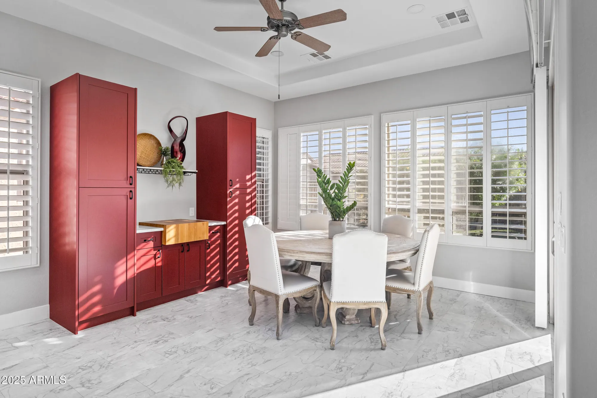 Property Slideshow image 23 of 61 | 4615 e sourwood dr, Gilbert, AZ, 85298