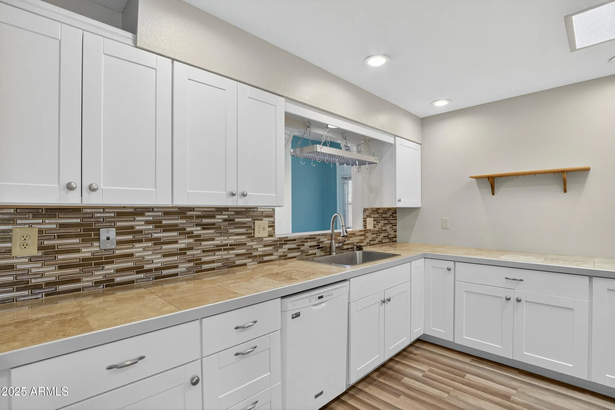 Property Slideshow image 7 of 53 | 9418 w cedar hill cir n, Sun City, AZ, 85351